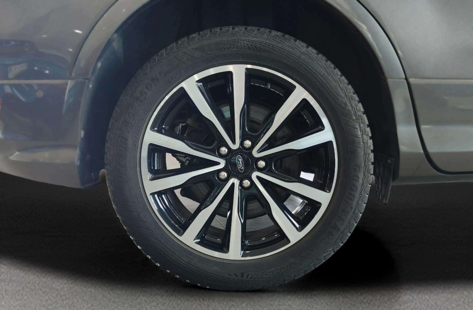 Ford Kuga 1.5 EcoBoost ST-Line Limited Edition 4x2 - foto 47
