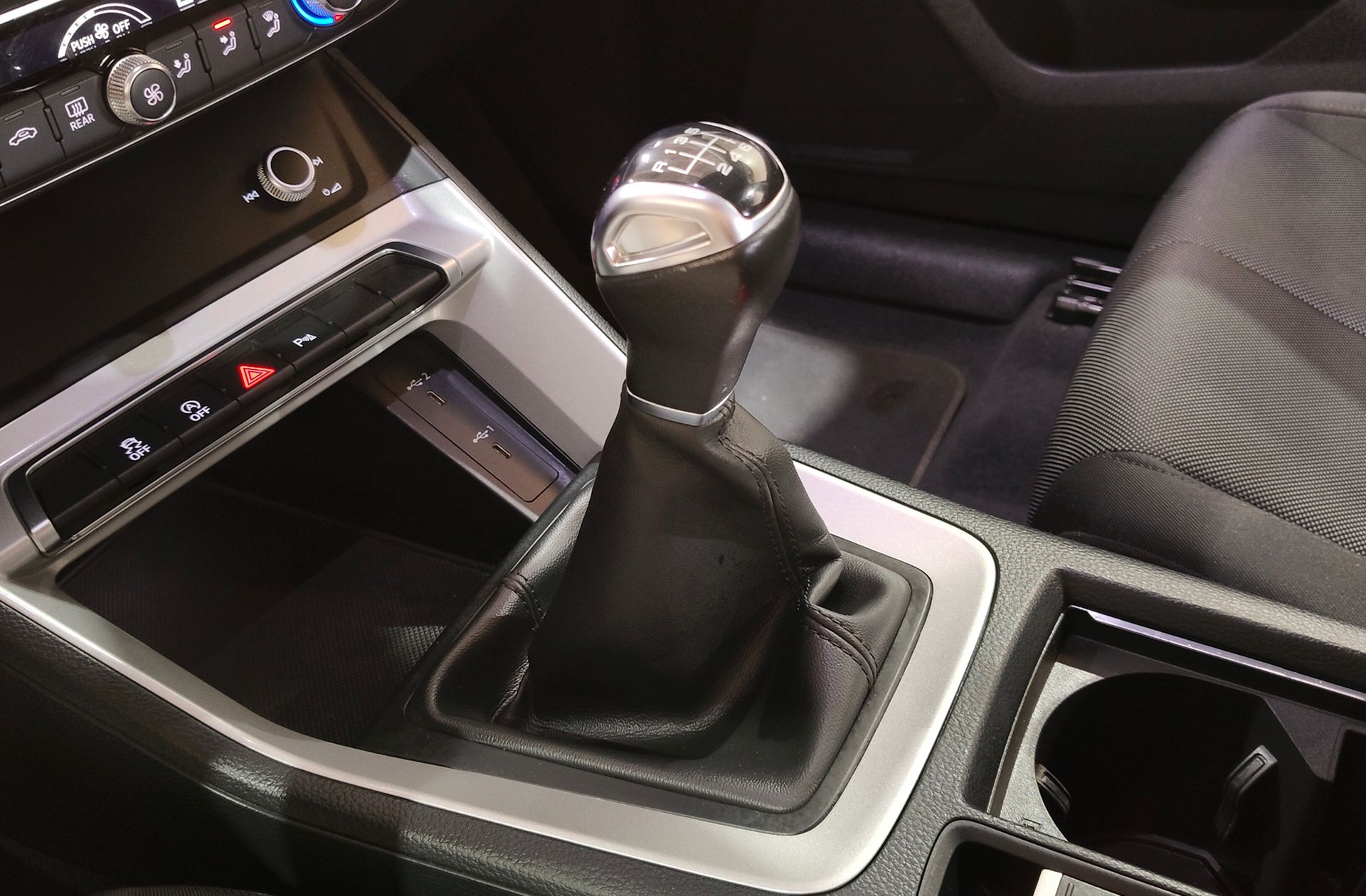 Audi Q3 Advanced 35 TDI - foto 5