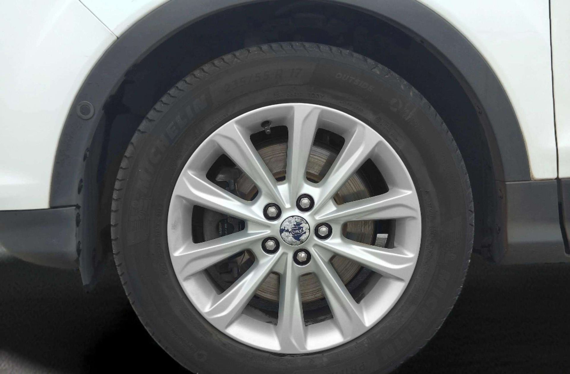 Ford Kuga 2.0 TDCi Titanium 4x2 - foto 39