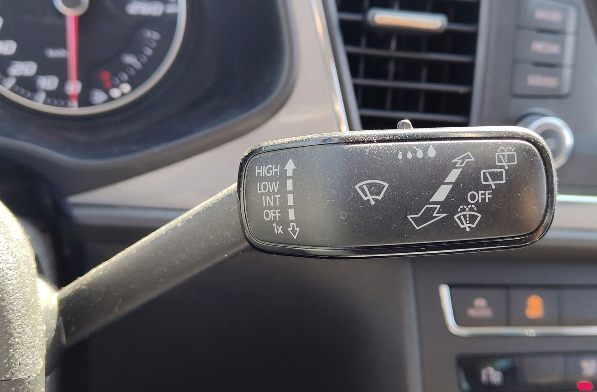 SEAT León ST 2.0 TDI FR - foto 23