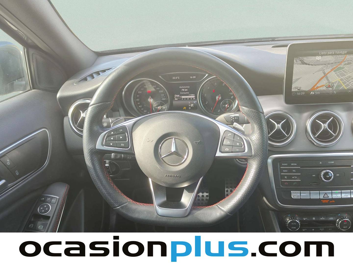 Mercedes GLA Mercedes-Benz GLA 180 (122 CV) Pack AMG automático