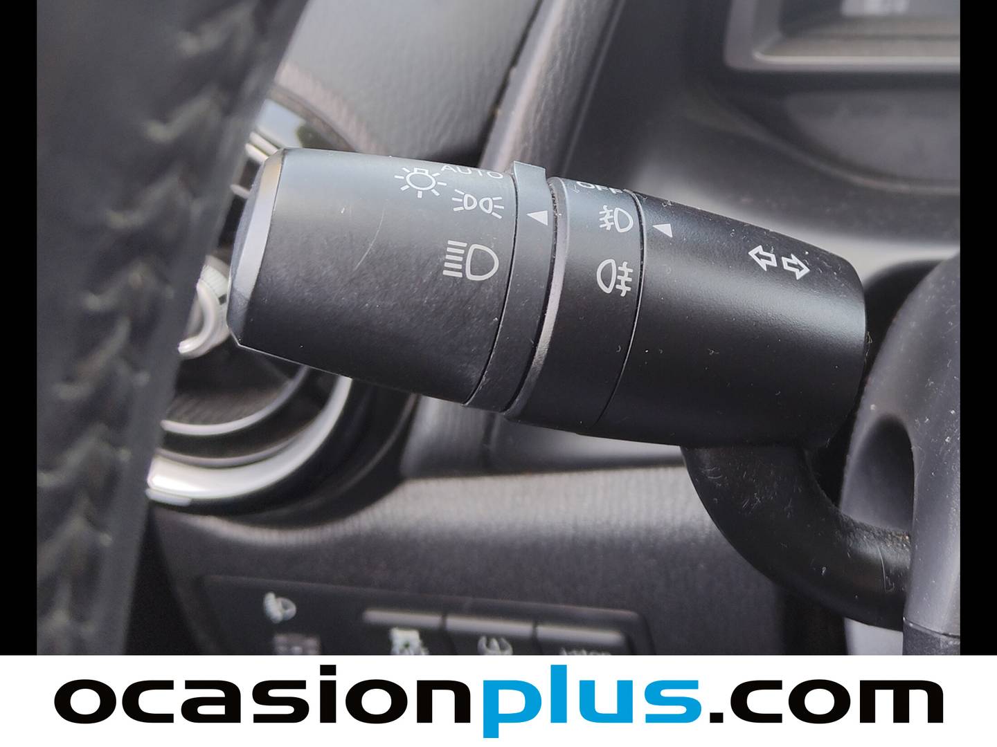 Extras y acabados del Mazda Mazda2 Mazda Mazda 2 1.5 GE Style+ Confort (90 CV)