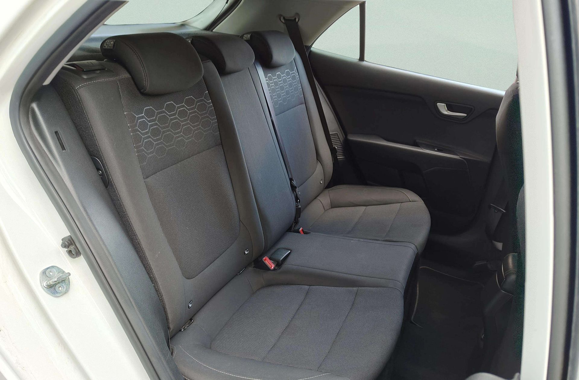Kia Rio 1.0 T-GDi MHEV iMT Drive - foto 18