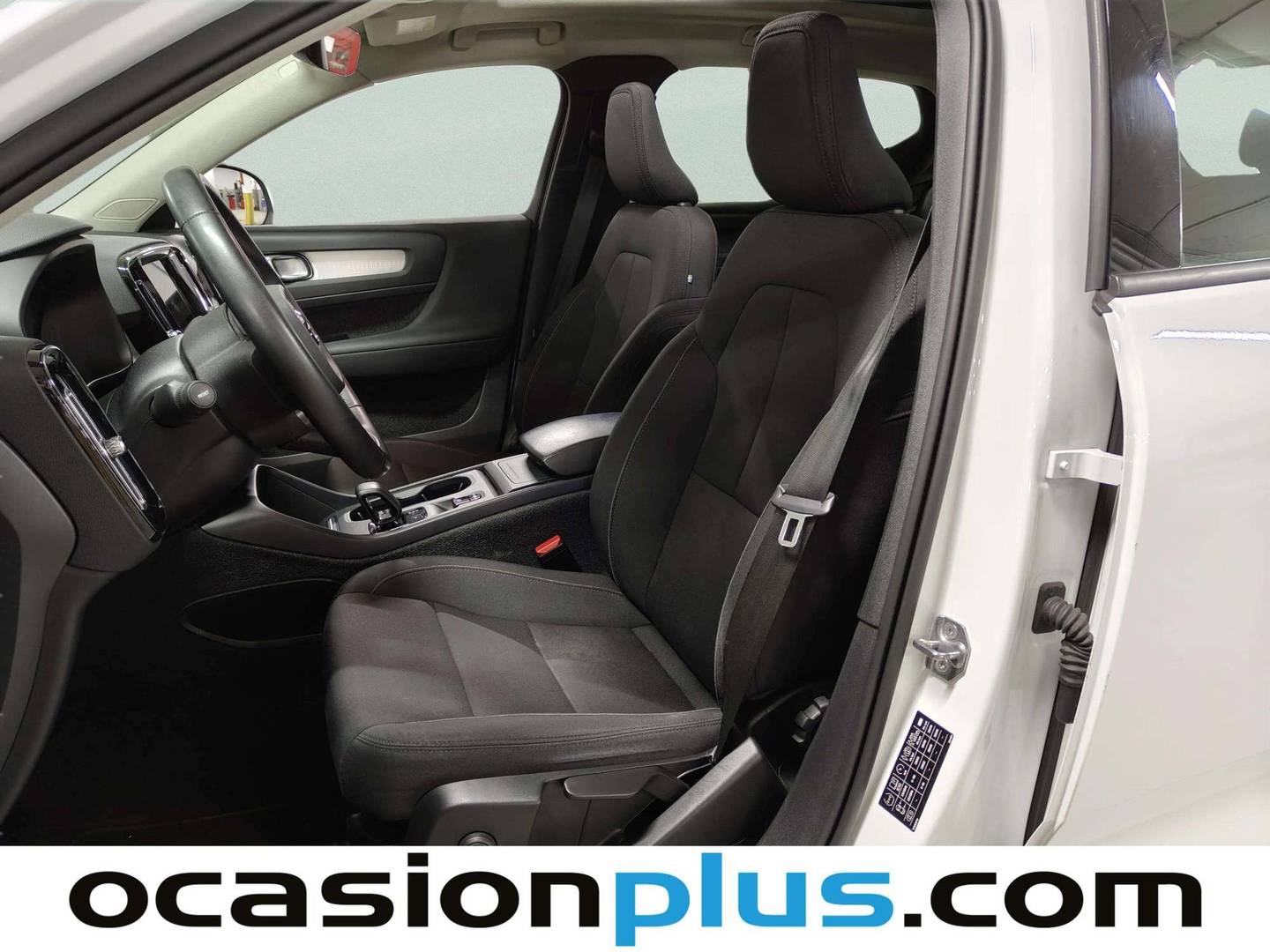 Foto asientos delanteros Volvo XC40 Volvo XC40 T3 Momentum Pro Auto (163 CV)