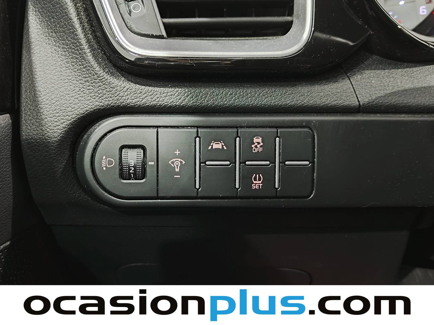 Foto KIA Ceed Kia Ceed 1.6 MHEV iMT Tech (136 CV)