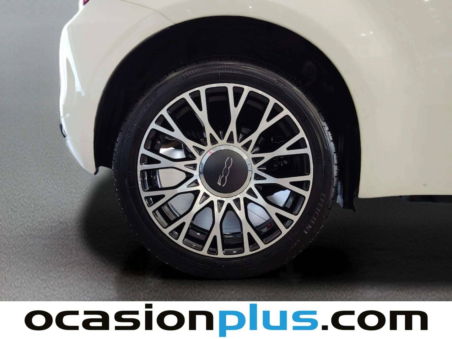 Fiat 500 Fiat 500 1.0 Hybrid Dolcevita (70 CV) de segunda mano