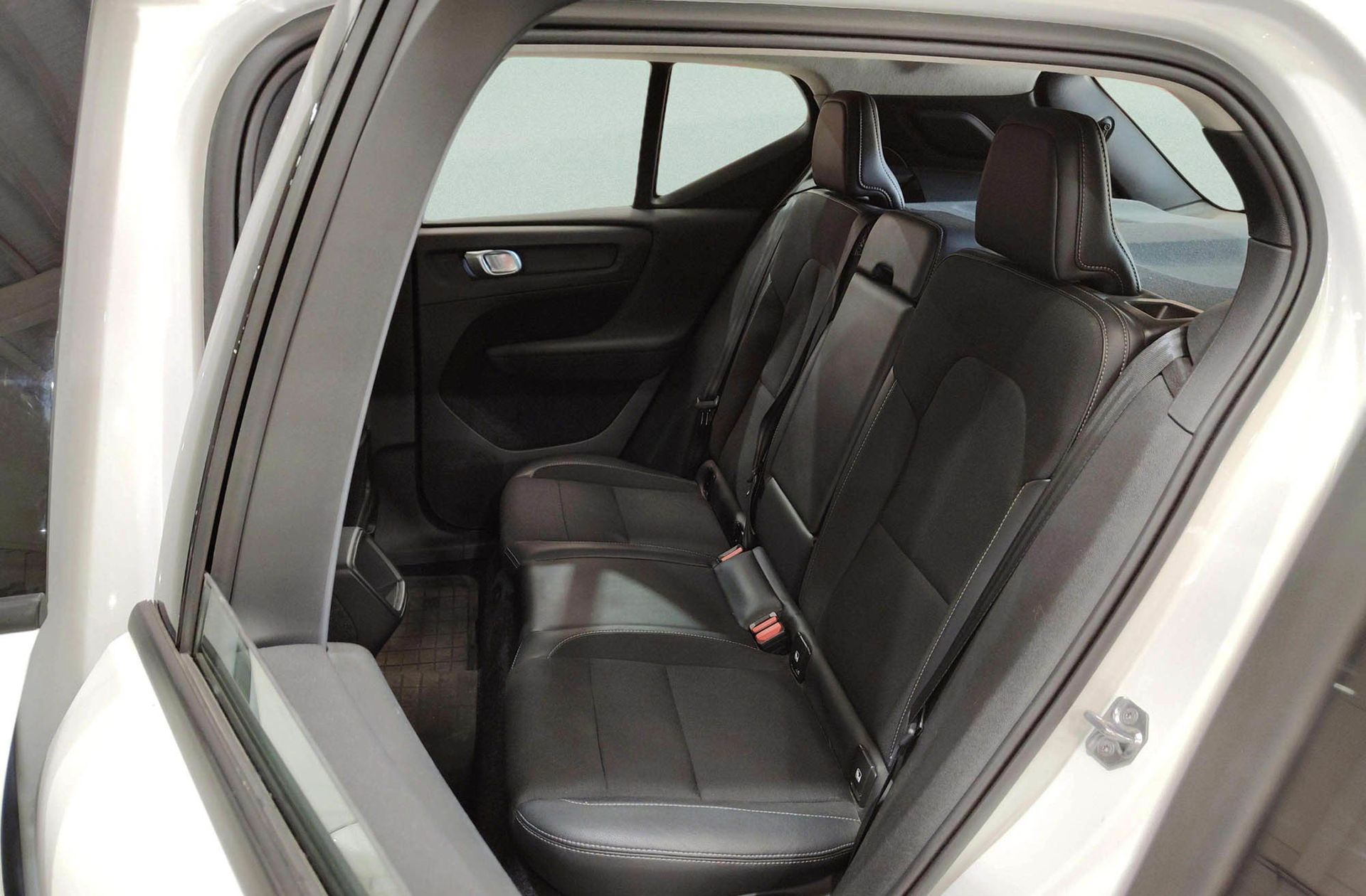 Volvo XC40 D3 Business Plus - foto 12