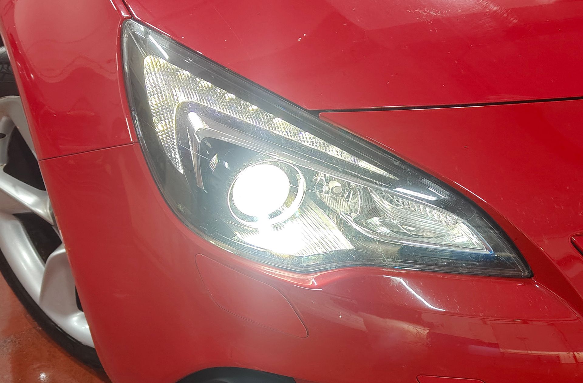 Opel GTC Astra GTC 1.4 Turbo Sportive - foto 12