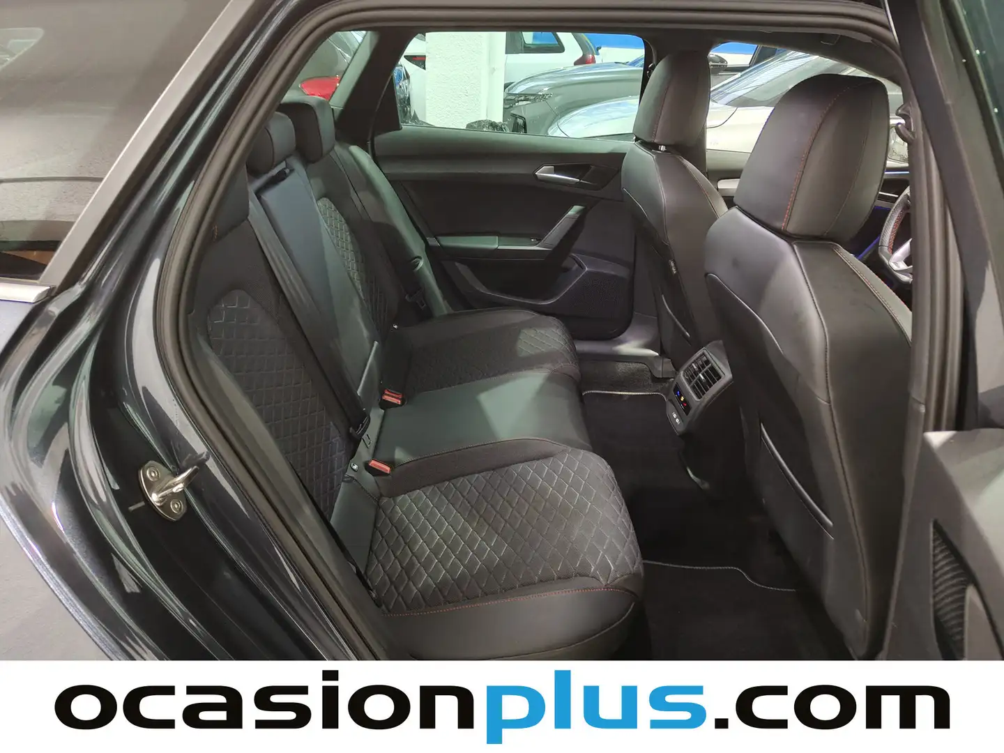 Foto Seat León SEAT León ST 1.5 eTSI S&S FR Go L DSG (150 CV)