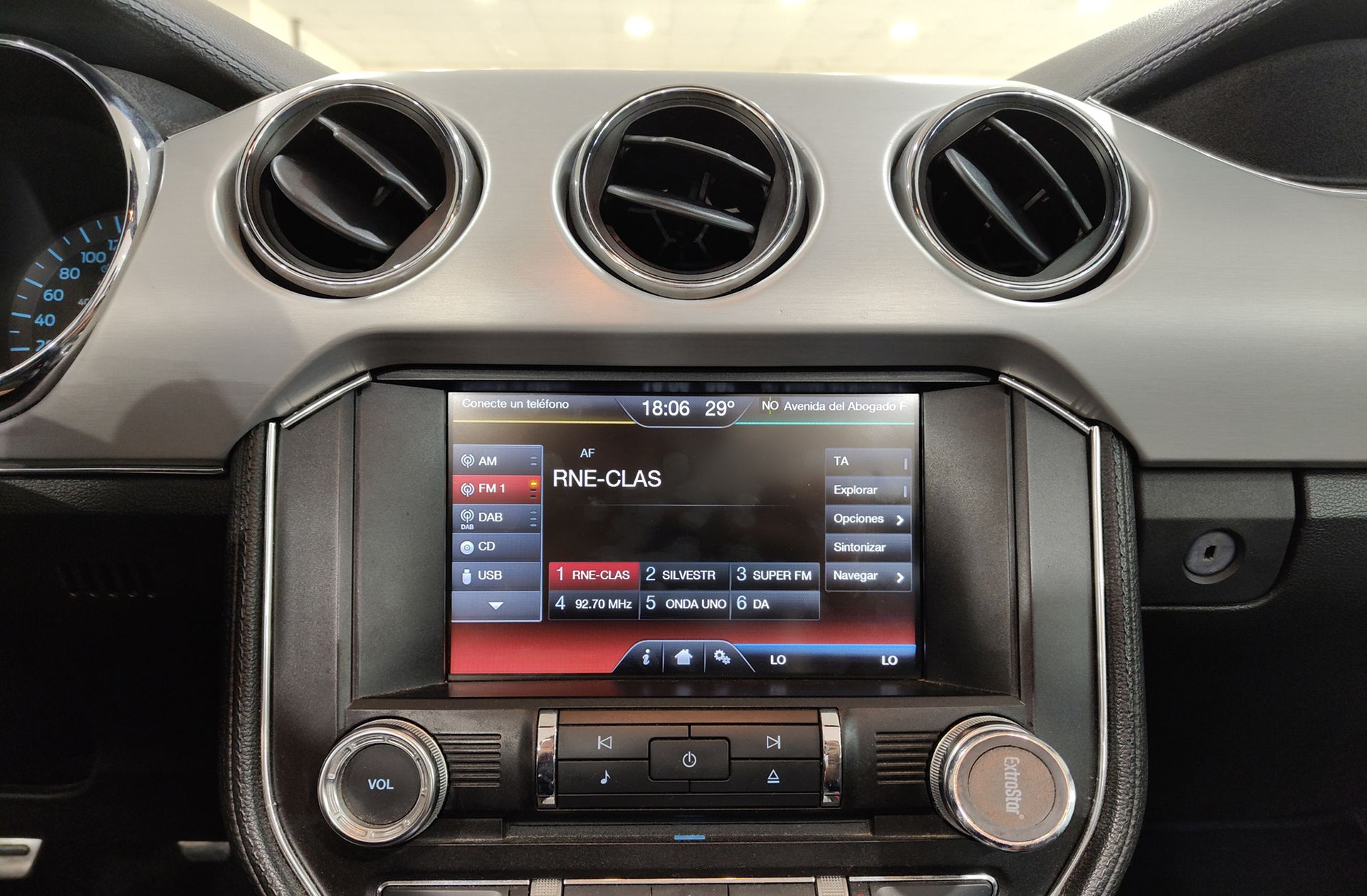 Ford Mustang 2.3 EcoBoost Convertible - foto 35