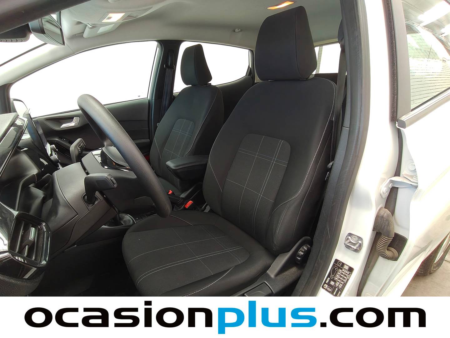 Foto asientos delanteros Ford Fiesta Ford Fiesta 1.1 Ti-VCT Trend+ (85 CV)