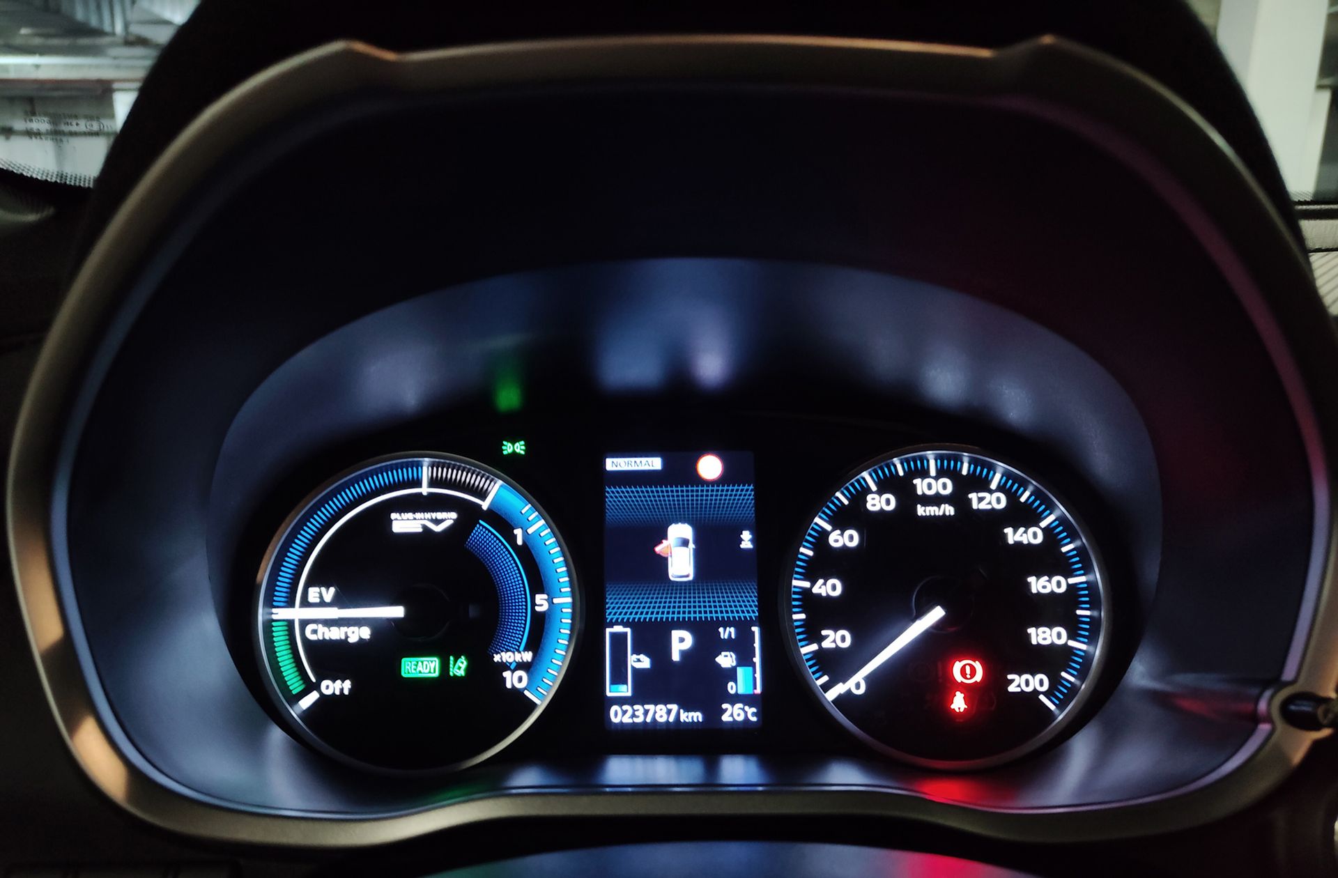 Mitsubishi Eclipse Cross 2.4 PHEV Kaiteki 4WD - foto 28