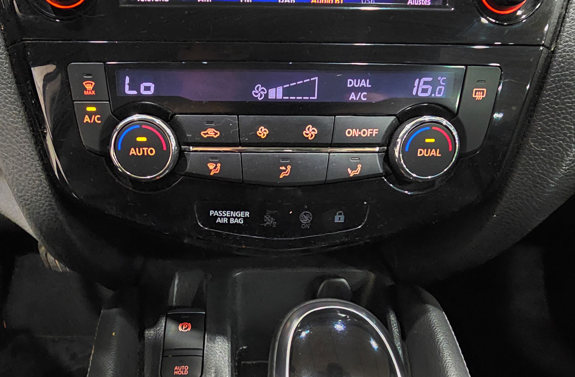 Nissan Qashqai DIG-T 160 N-Style DCT - foto 27