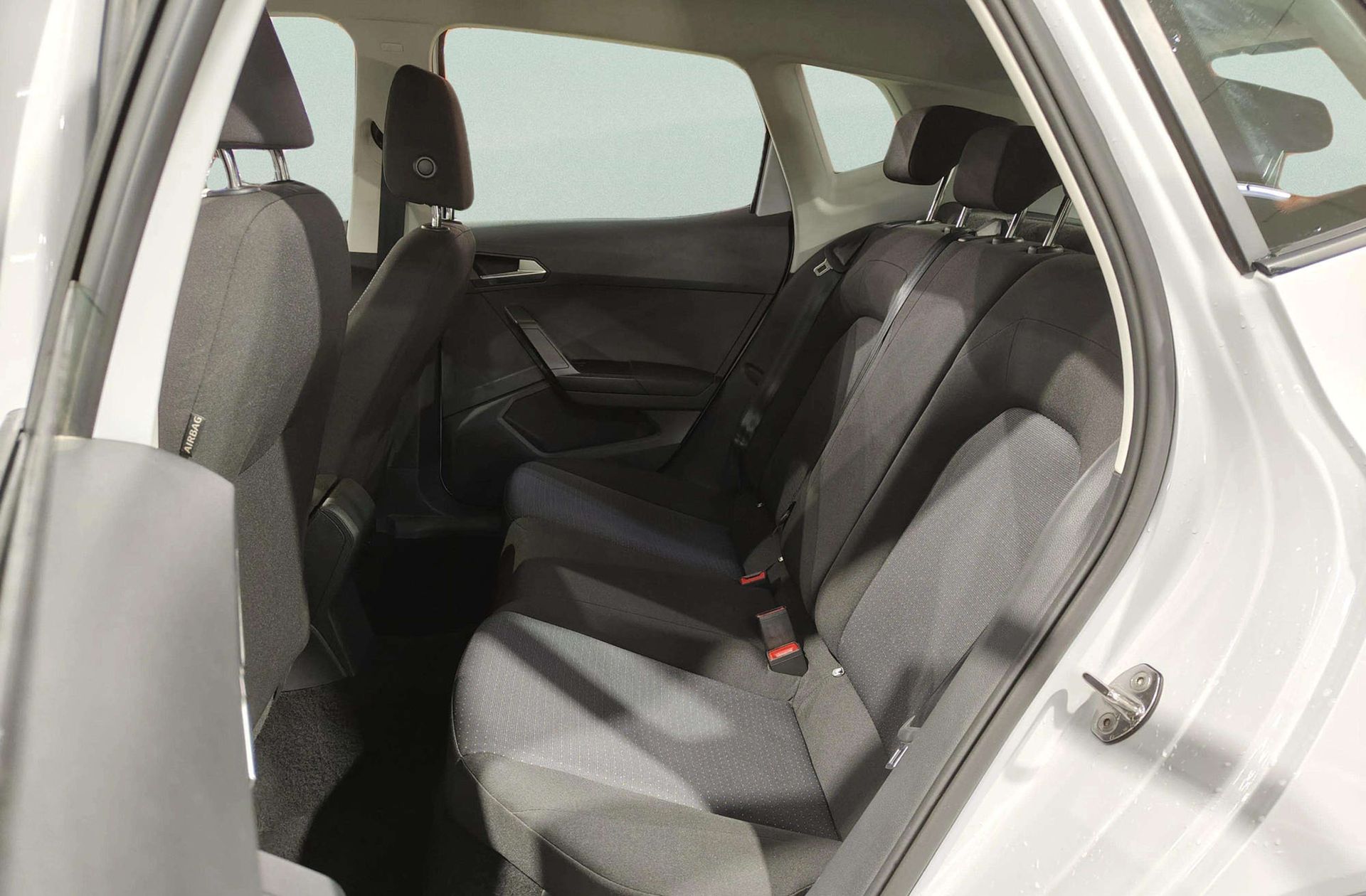 SEAT Arona 1.0 TSI Style XL DSG - foto 12