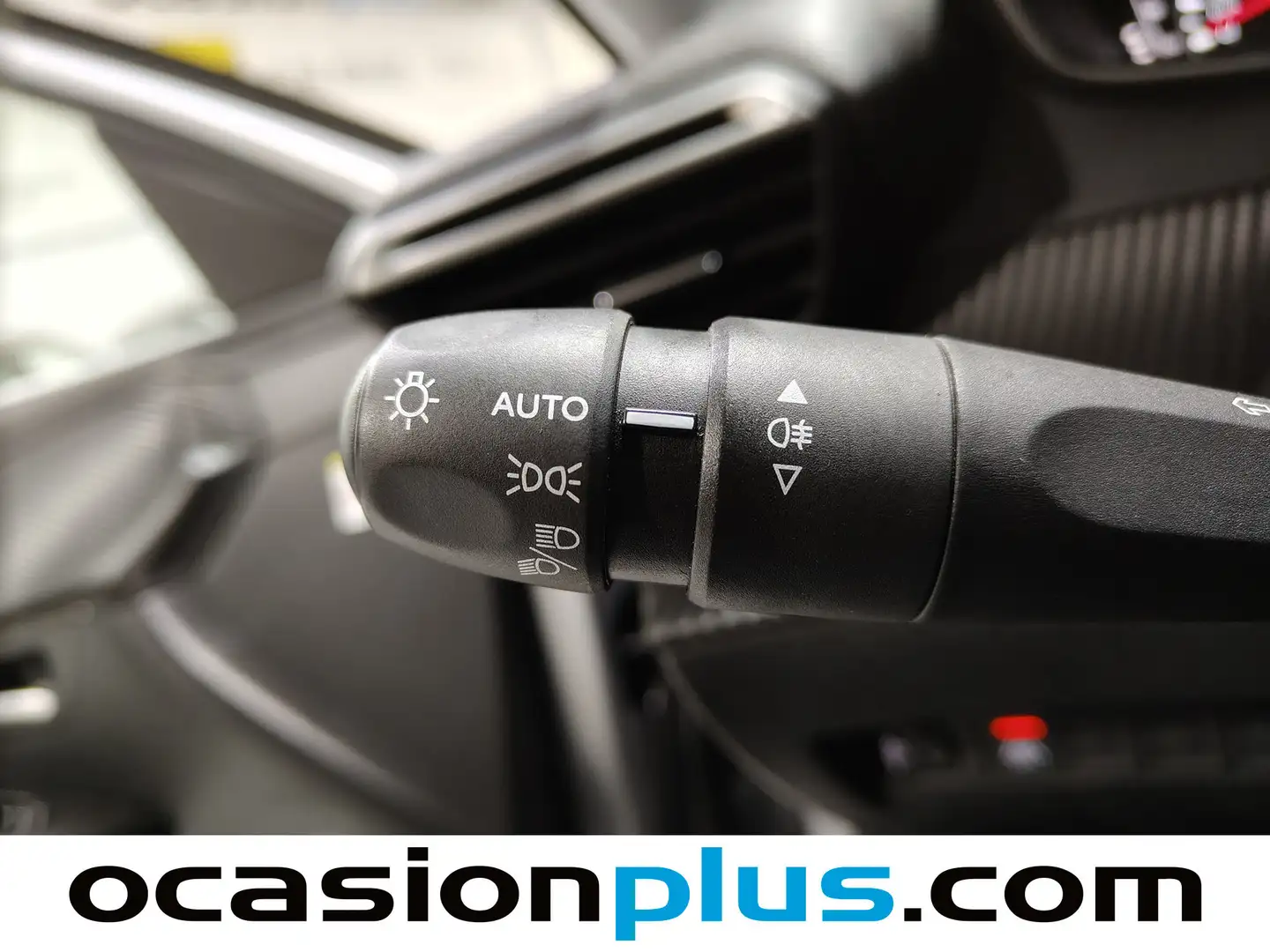 Foto Peugeot 208 Peugeot 208 PureTech 100 Allure  (100 CV)