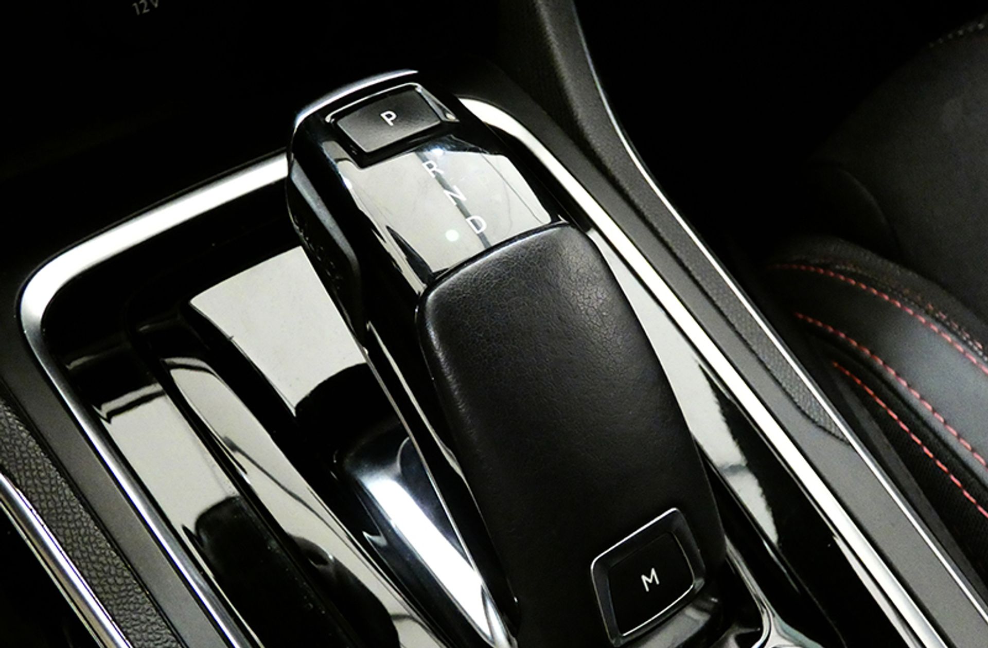 Peugeot 308 SW PureTech 130 GT Line EAT8 - foto 9