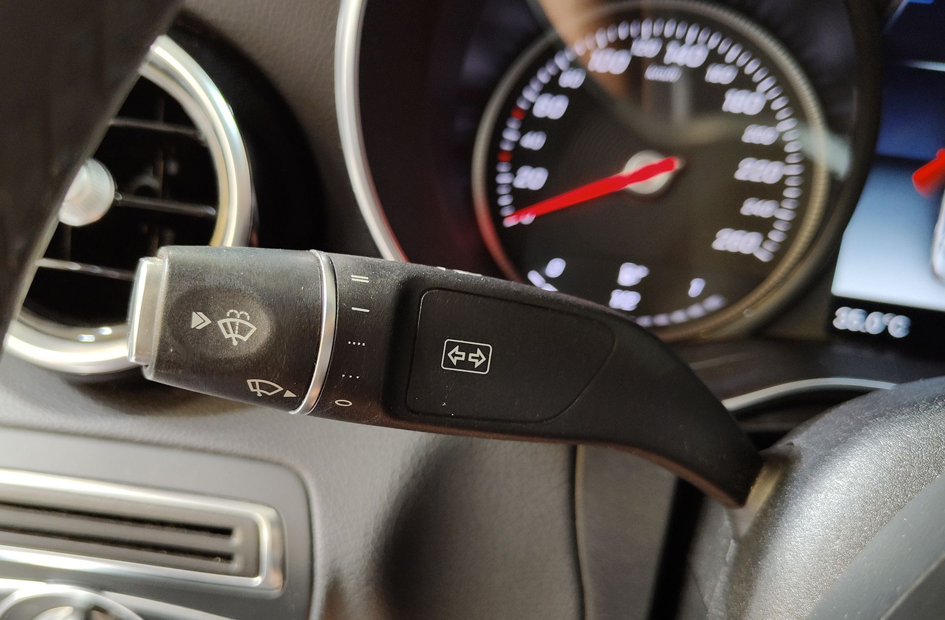 Mercedes-Benz Clase C 220 d Pack AMG - foto 24