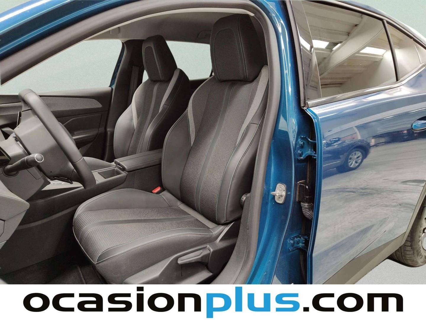Foto asientos delanteros Peugeot 408 Peugeot 408 Allure Hybrid 145 eDCS6 (145 CV)