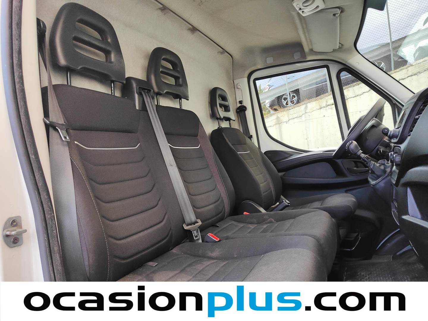 Foto Iveco Daily Iveco Daily Furgon 35S 16 V 3520L/H2 (156 CV)