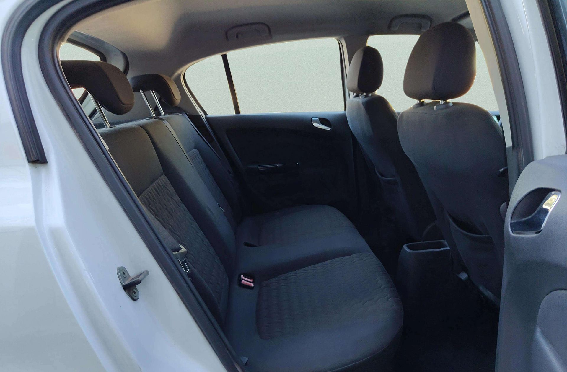 Opel Corsa 1.3 ecoFLEX Selective - foto 13