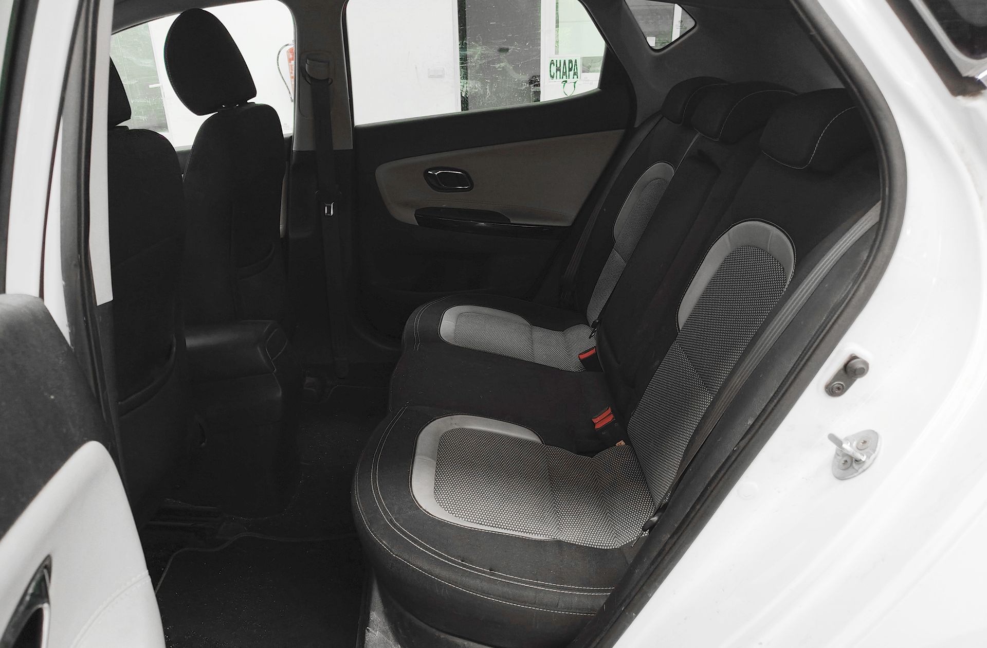Kia Ceed 1.6 CRDi VGT x-Tech17 - foto 12