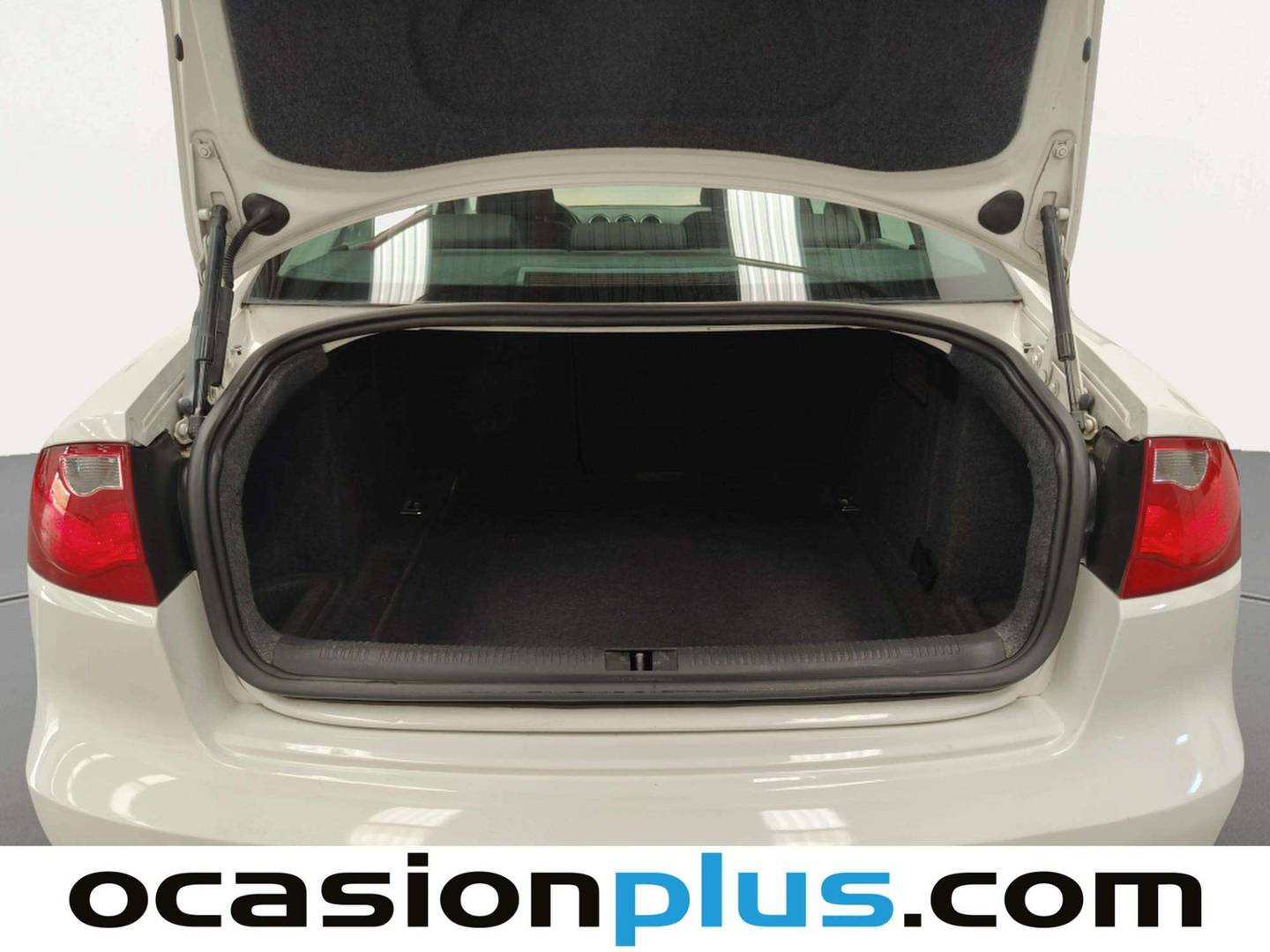 Fotos maletero Seat Exeo Seat Exeo 1.8 TSI Reference (120 CV)