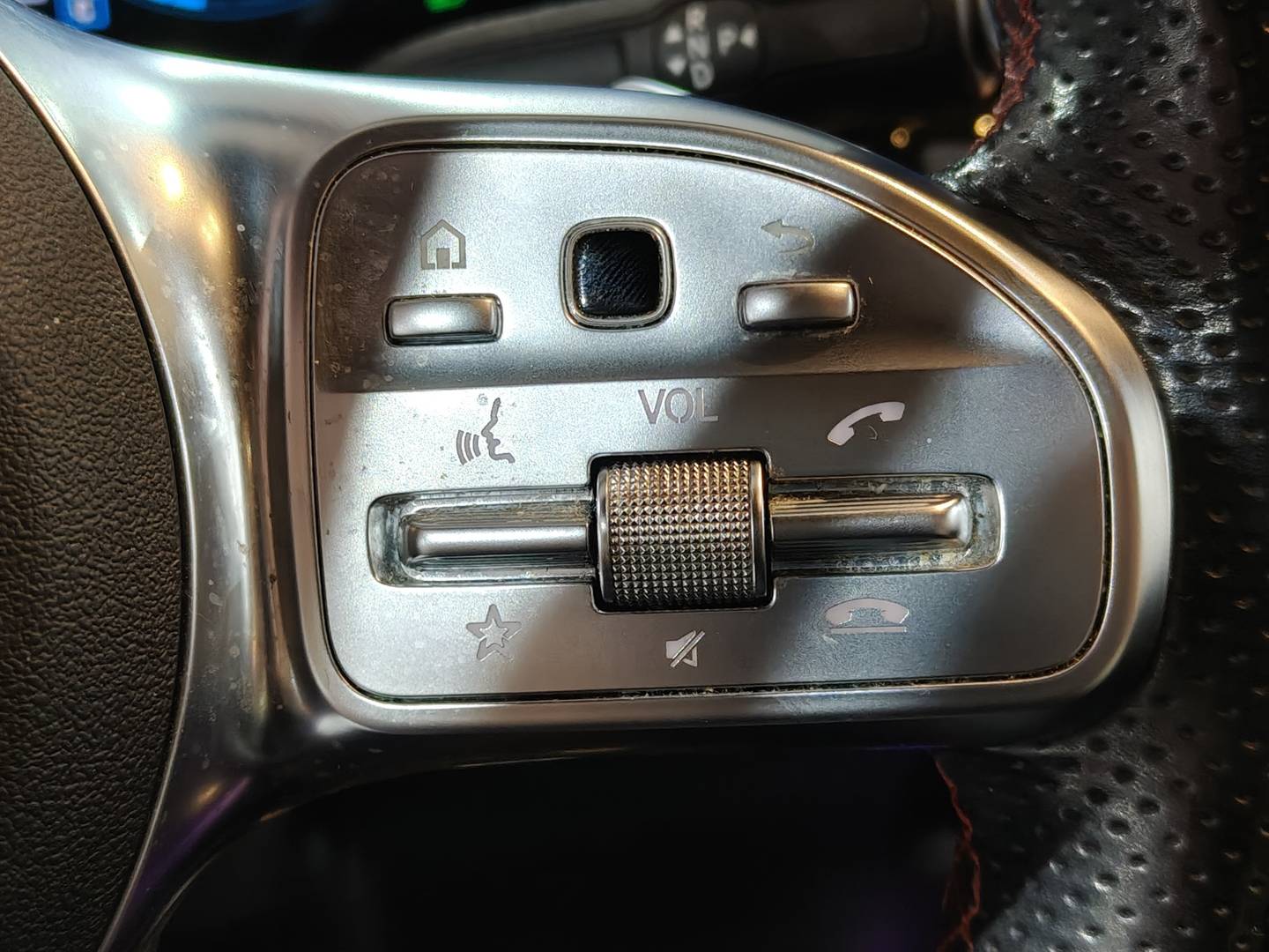 Foto Mercedes GLA Mercedes-Benz GLA 200 D (150 CV) Pack AMG