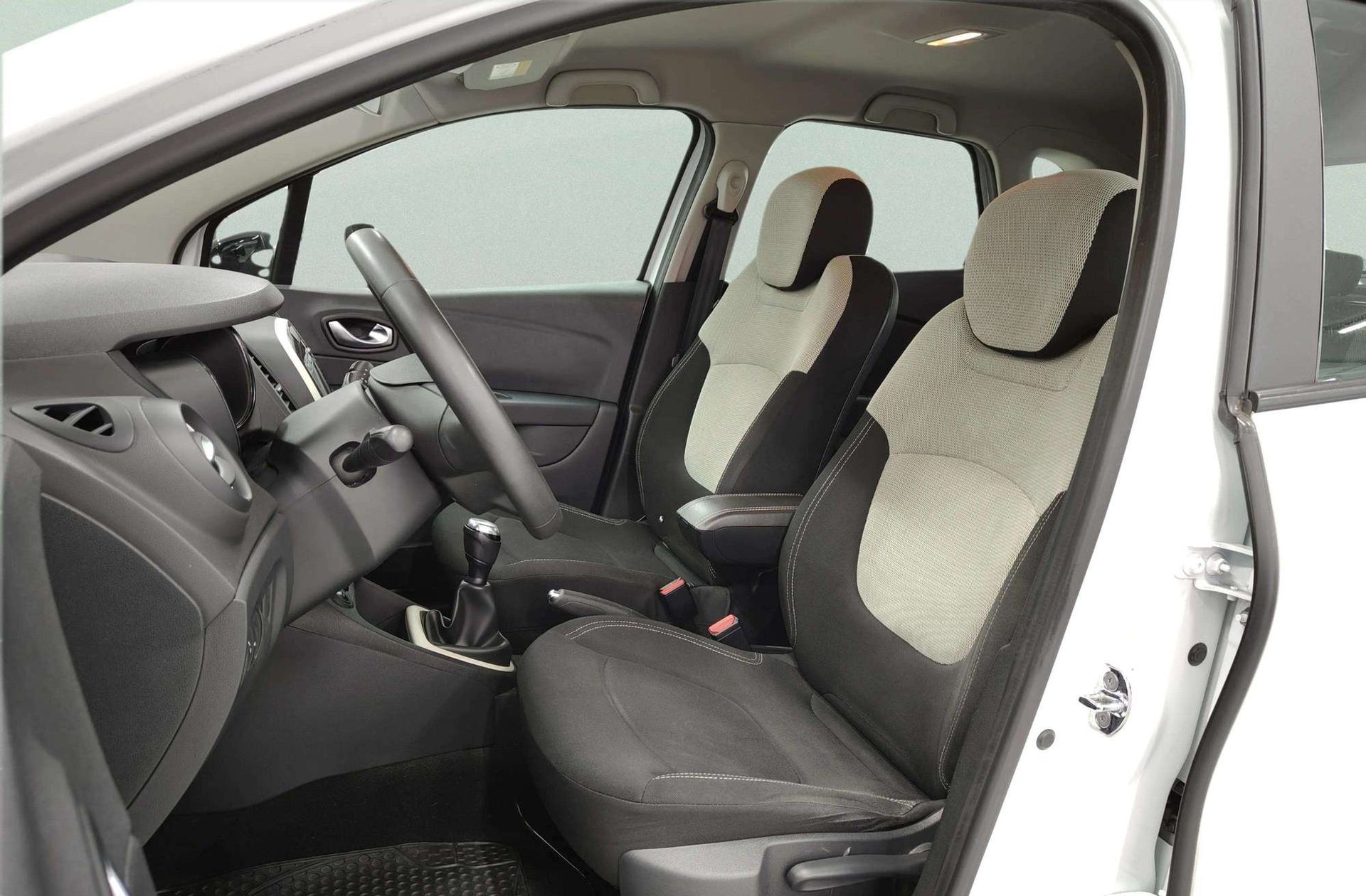 Renault Captur Intens Energy eco2 dCi - foto 9