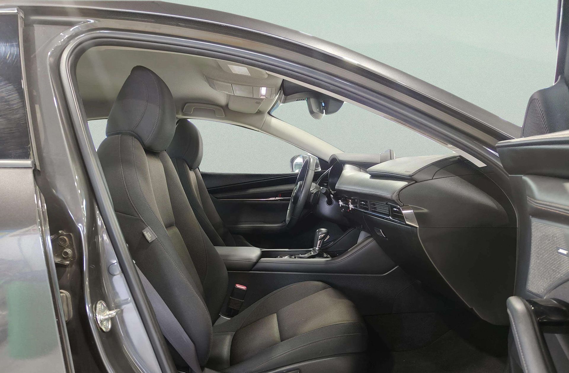 Mazda Mazda3 2.0 e-SKYACTIV-G Zenith - foto 18
