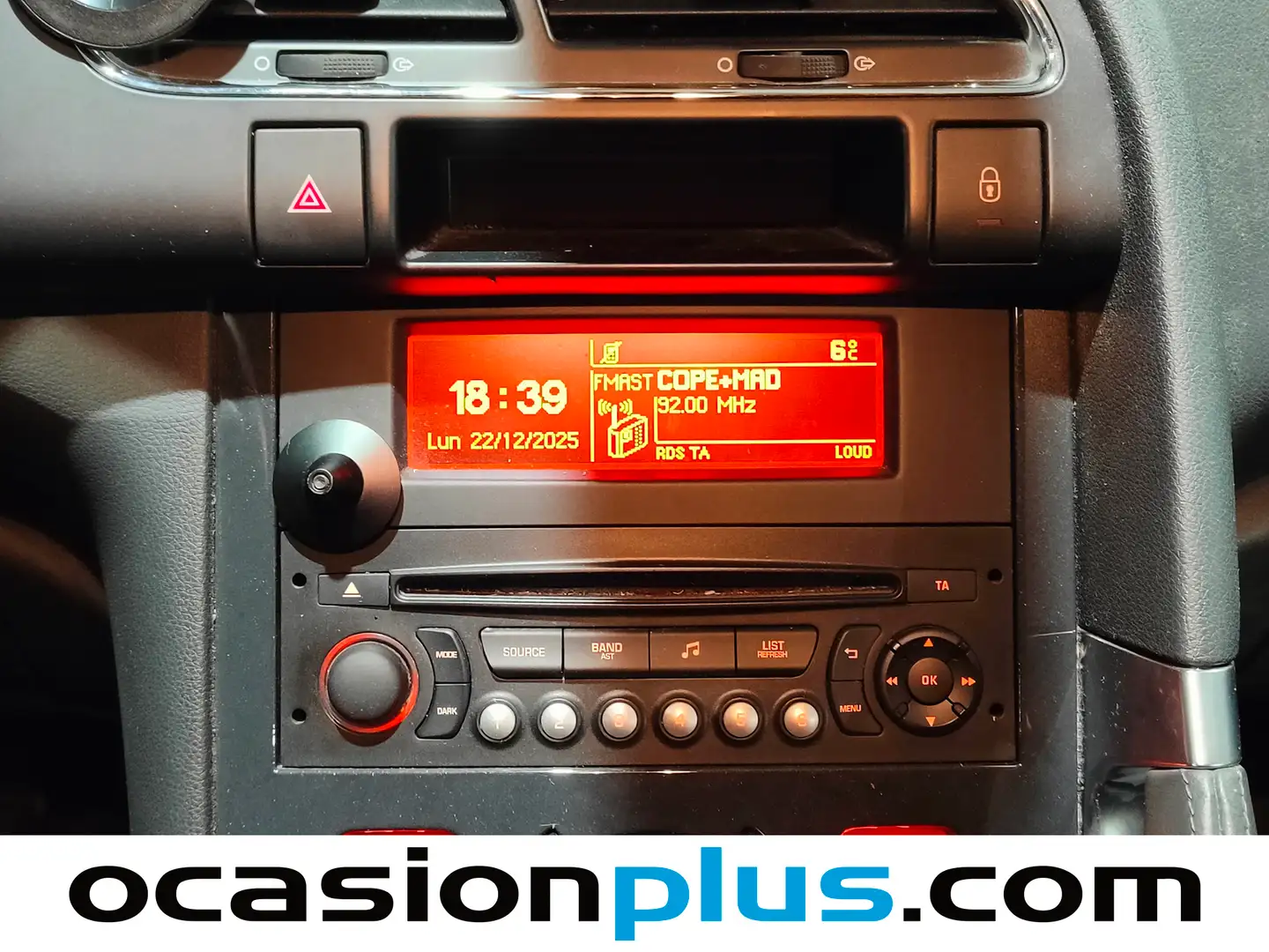 Foto Peugeot 3008 Peugeot 3008 1.6 BlueHDI FAP Style (120 CV)