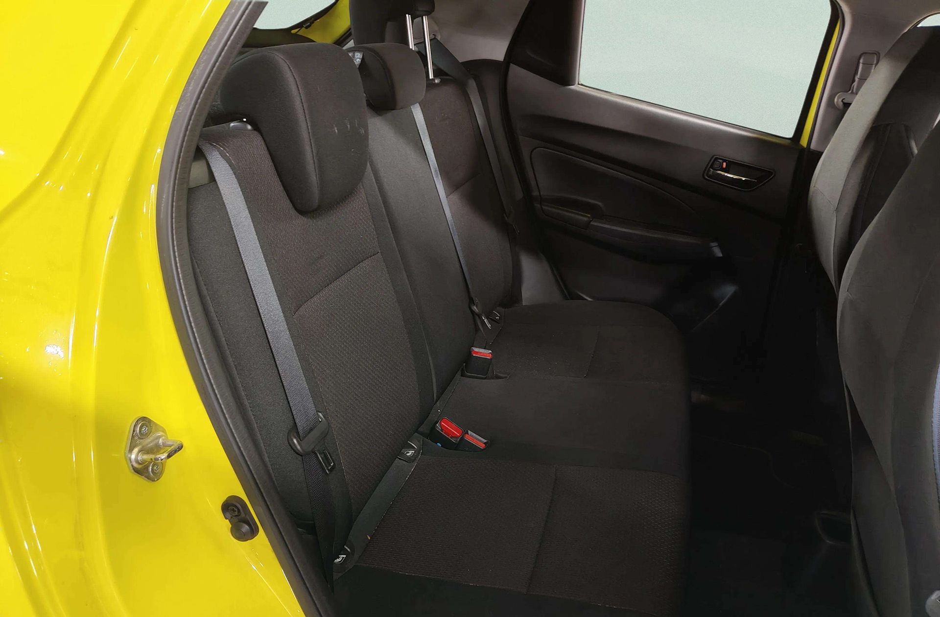Suzuki Swift 1.4T Sport - foto 21
