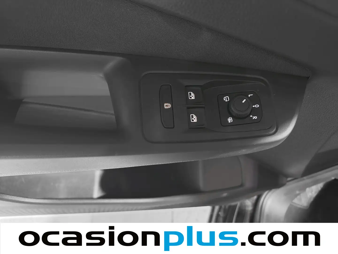 Foto Ford Grand Tourneo Connect Ford Grand Tourneo Connect 2.0 Ecoblue Titanium Auto (122 CV) 7 plazas