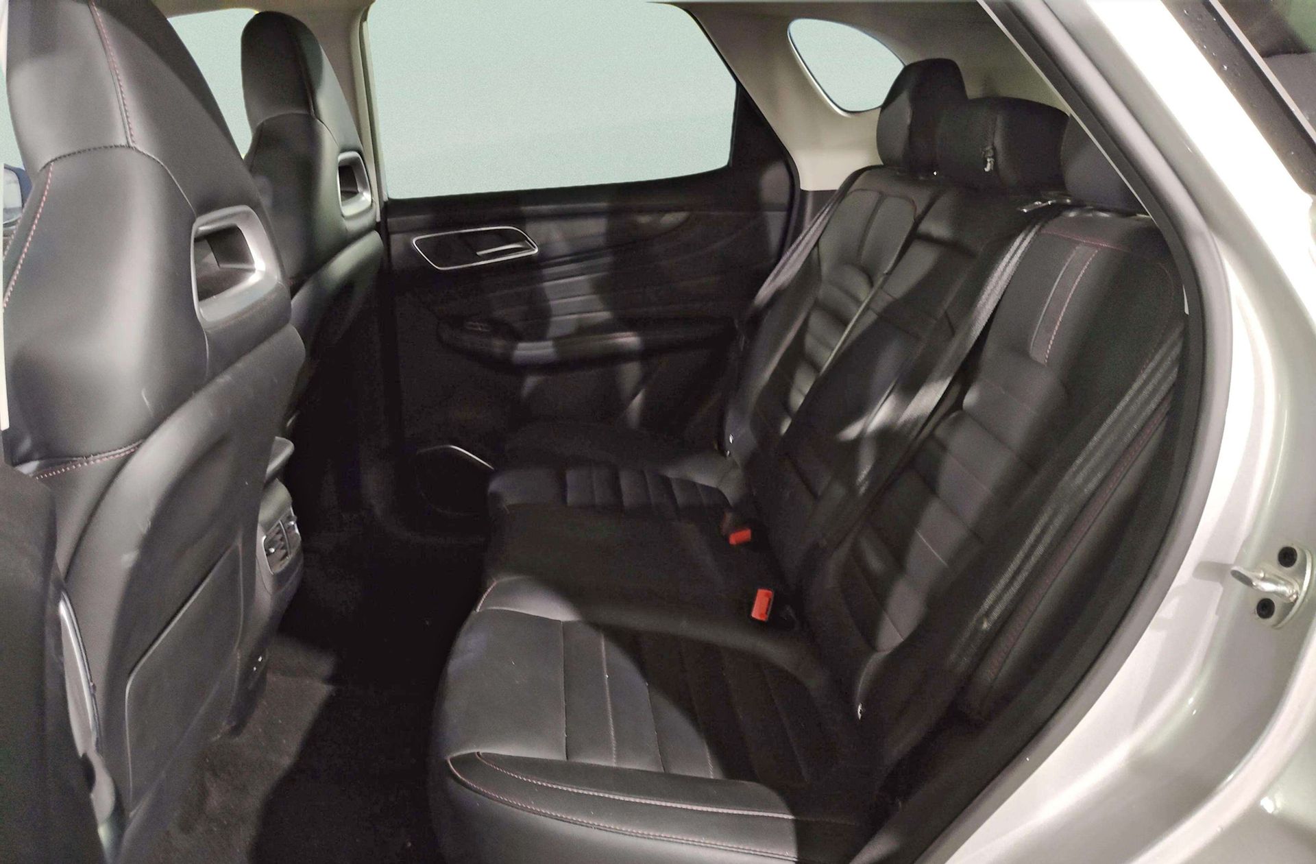 MG HS 1.5 Turbo GDI Luxury - foto 17