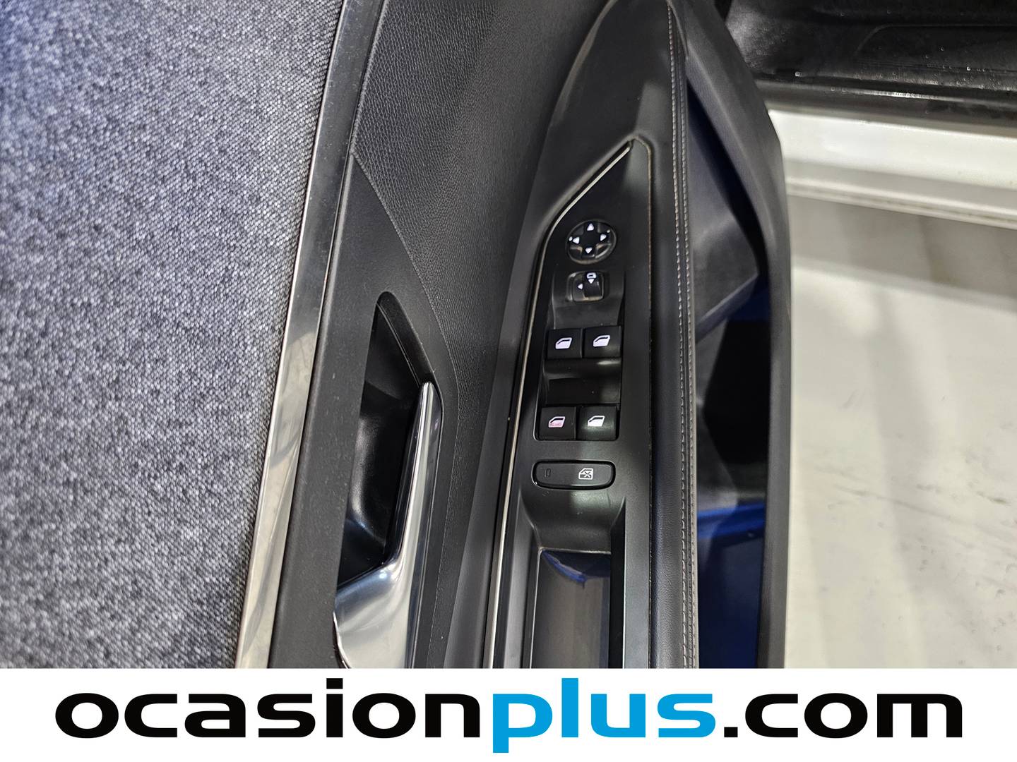 Foto Peugeot 5008 Peugeot 5008 PureTech 130 S&S Allure (130 CV) 7 PLAZAS