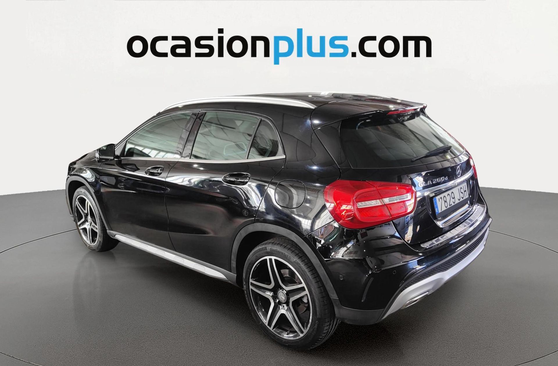 Mercedes-Benz GLA 200 d AMG Line - foto 3