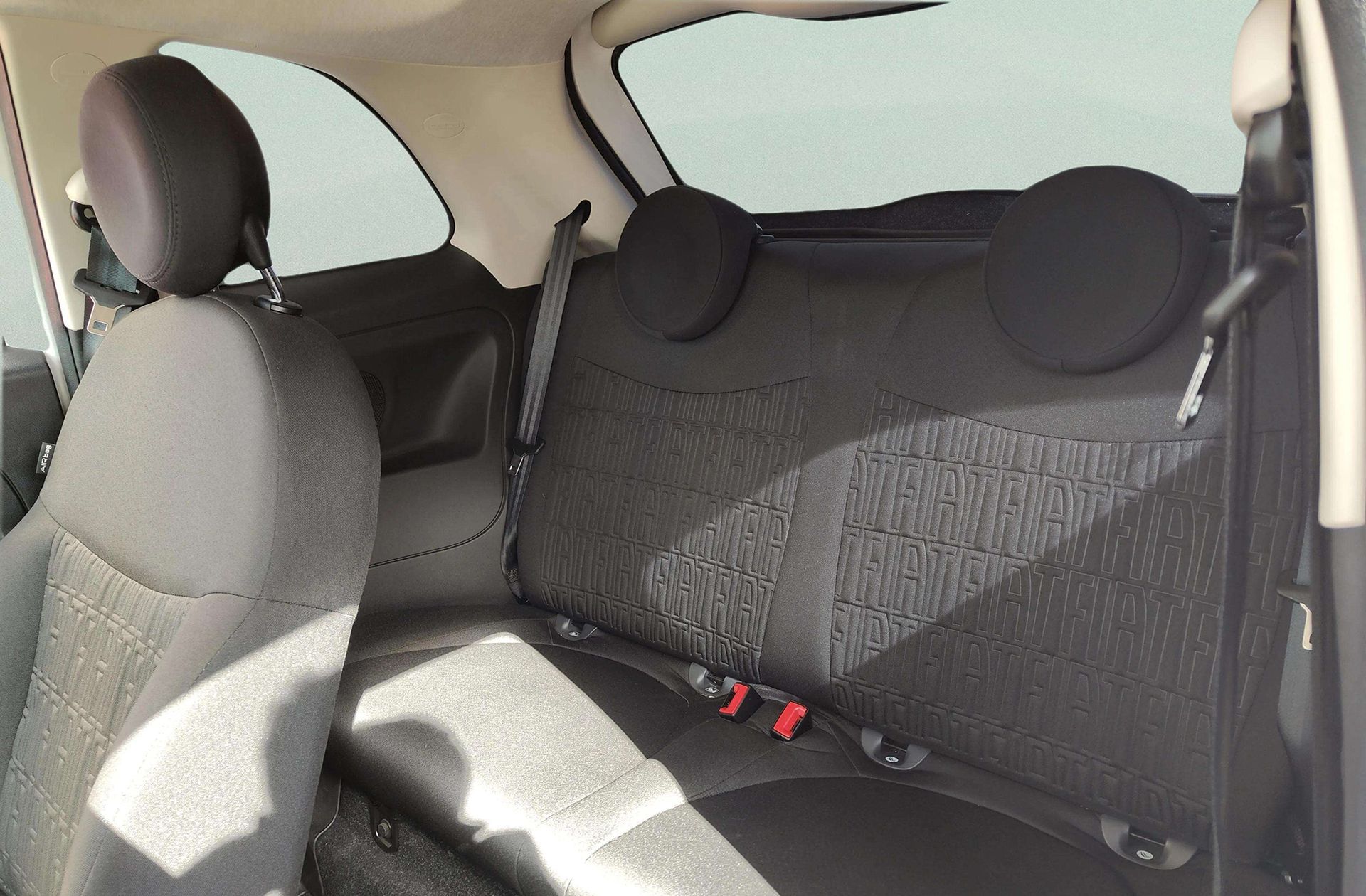 Fiat 500 1.0 Hybrid Monotrim Style - foto 9