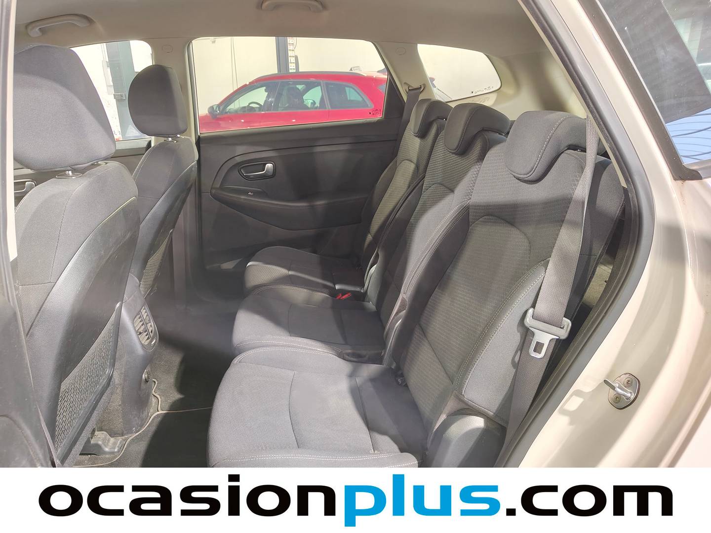 Foto asientos traseros KIA Carens KIA Carens 1.6 GDi Concept (135 CV)