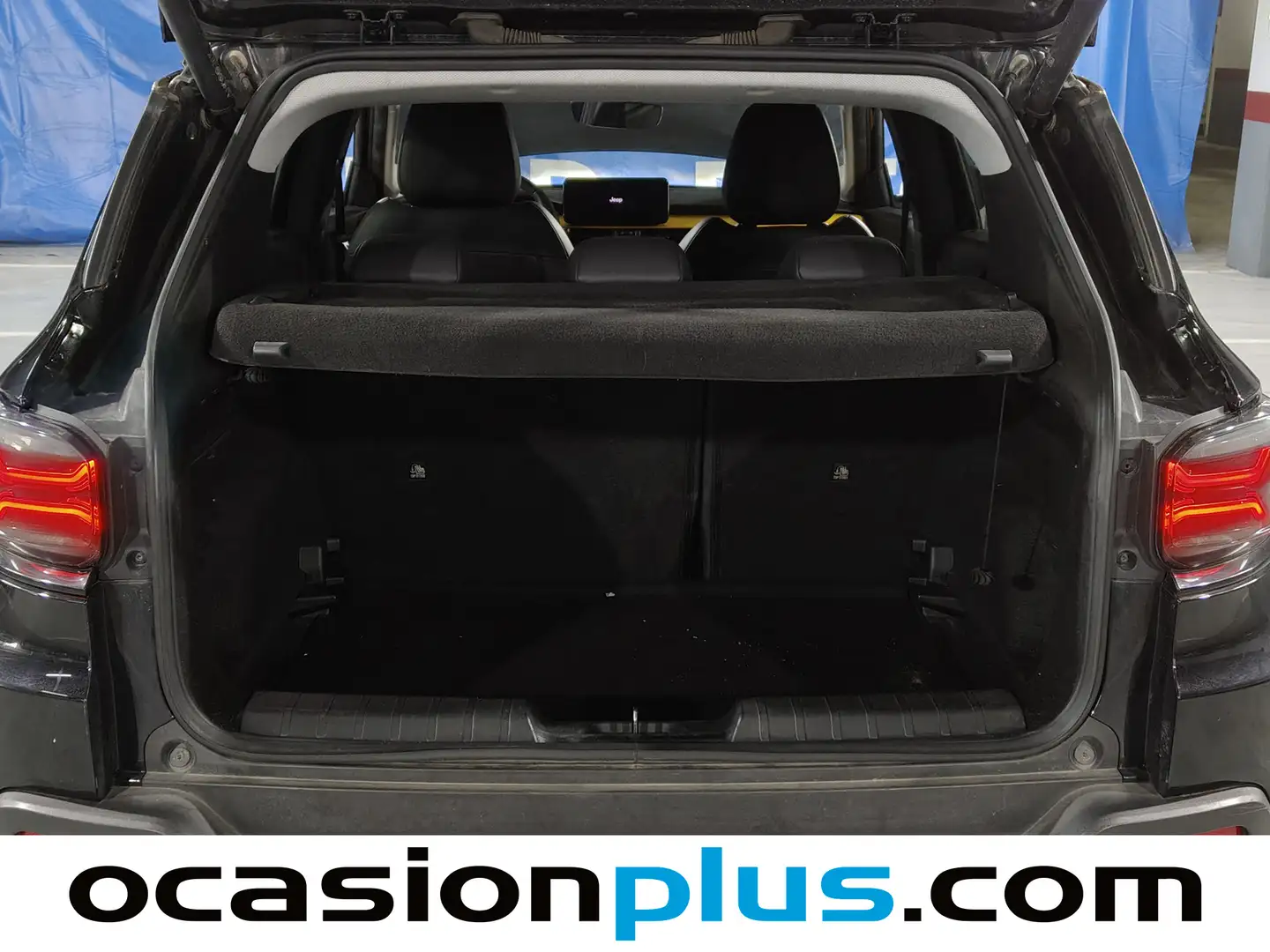 Foto Jeep Avenger Jeep Avenger 1.2 G Summit (100 CV)