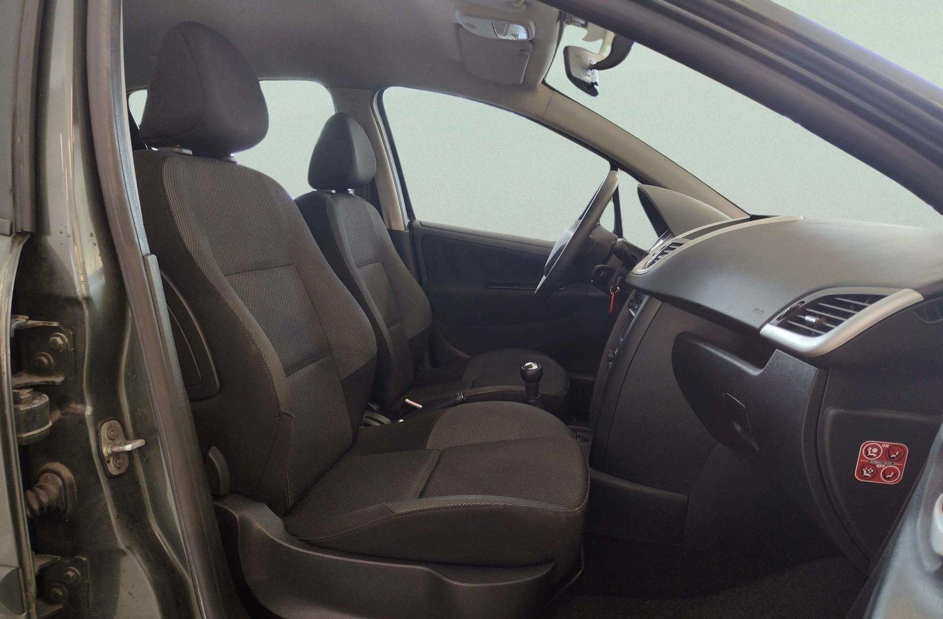 Peugeot 207 1.4 VTi 16v Confort - foto 13