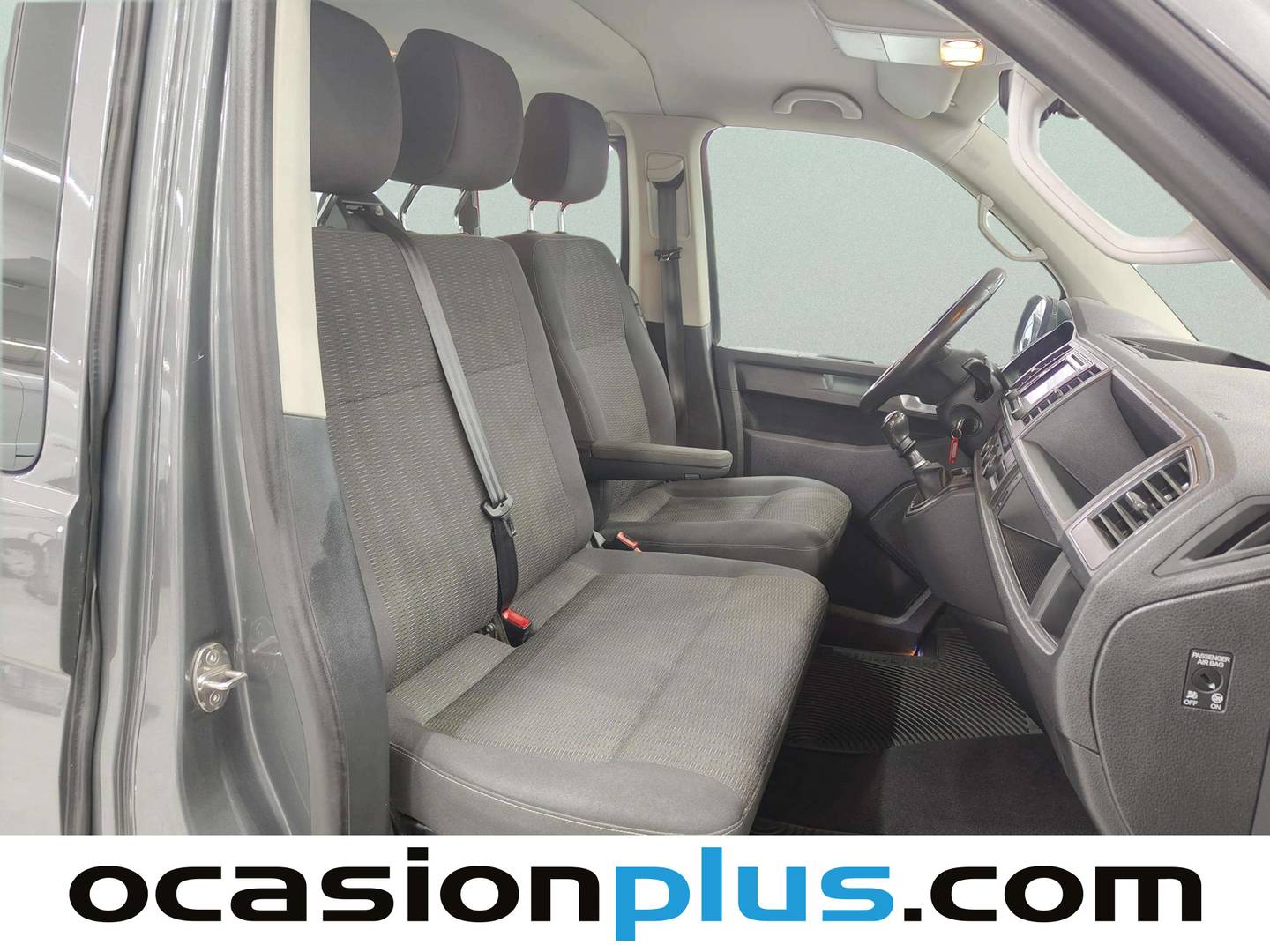 Volkswagen Caravelle Volkswagen Caravelle Comfortline Batalla Corta 2.0 TDI BMT (102 CV) manual