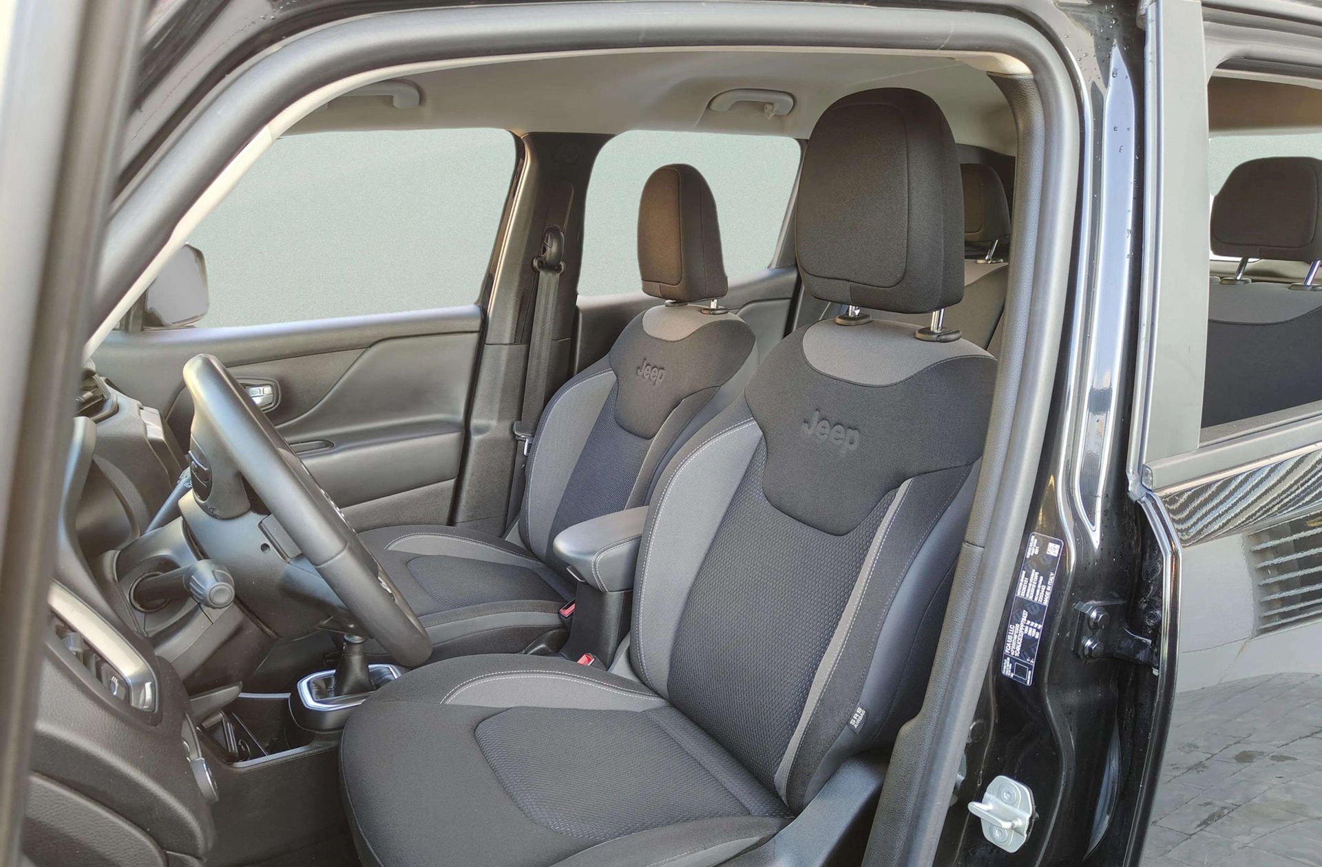 Jeep Renegade 1.0G Limited 4x2 - foto 8