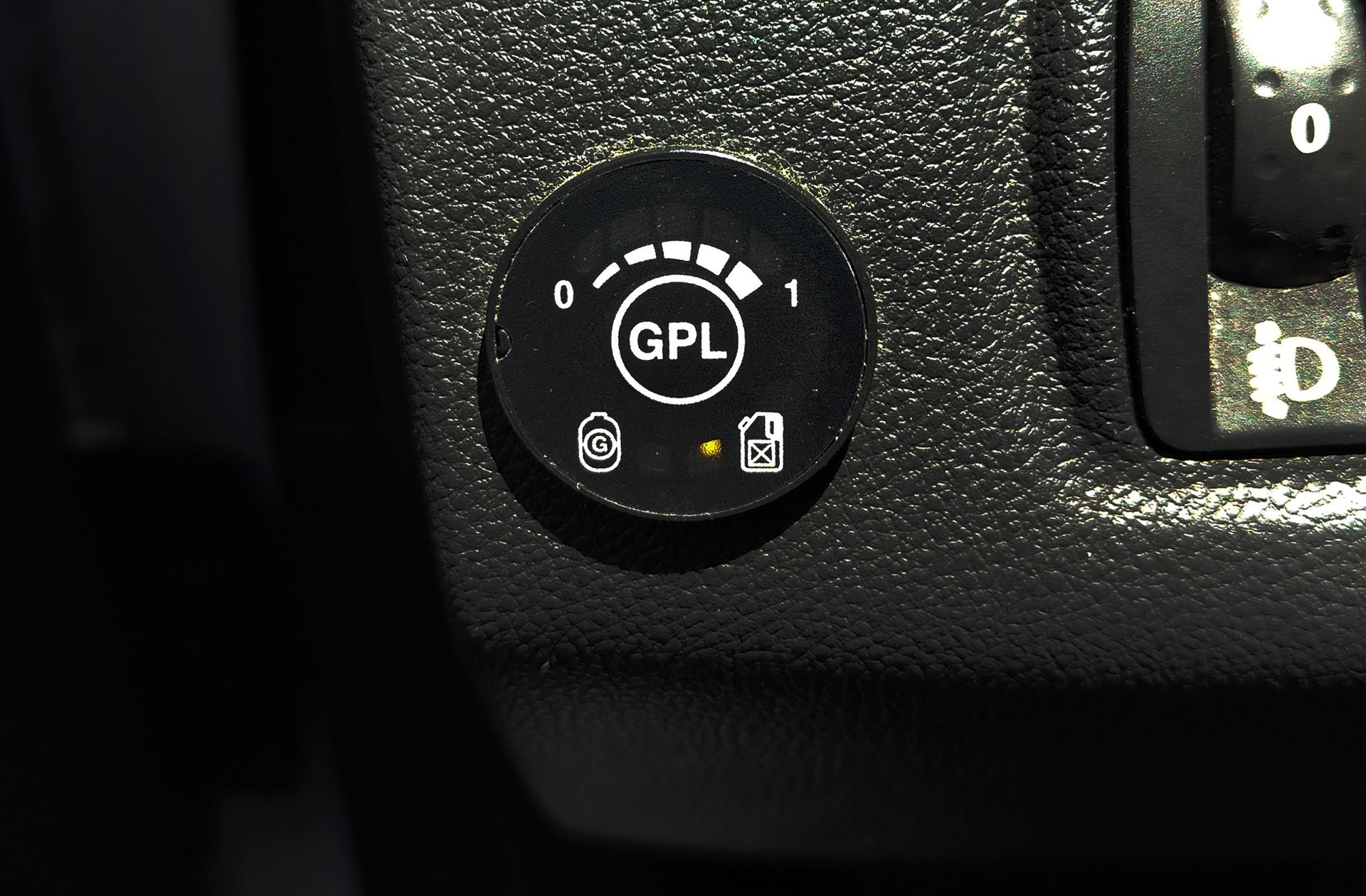 Renault Clio Energy TCe GLP - foto 18