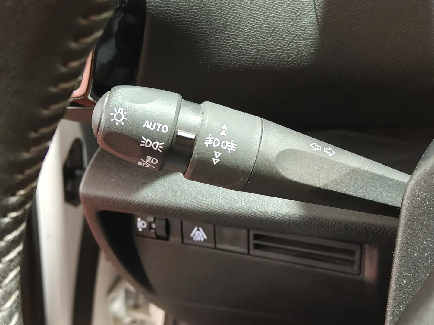 Foto Citroën C4 Citroen C4 PureTech 130 S&S 6v Feel Pack (130 CV)