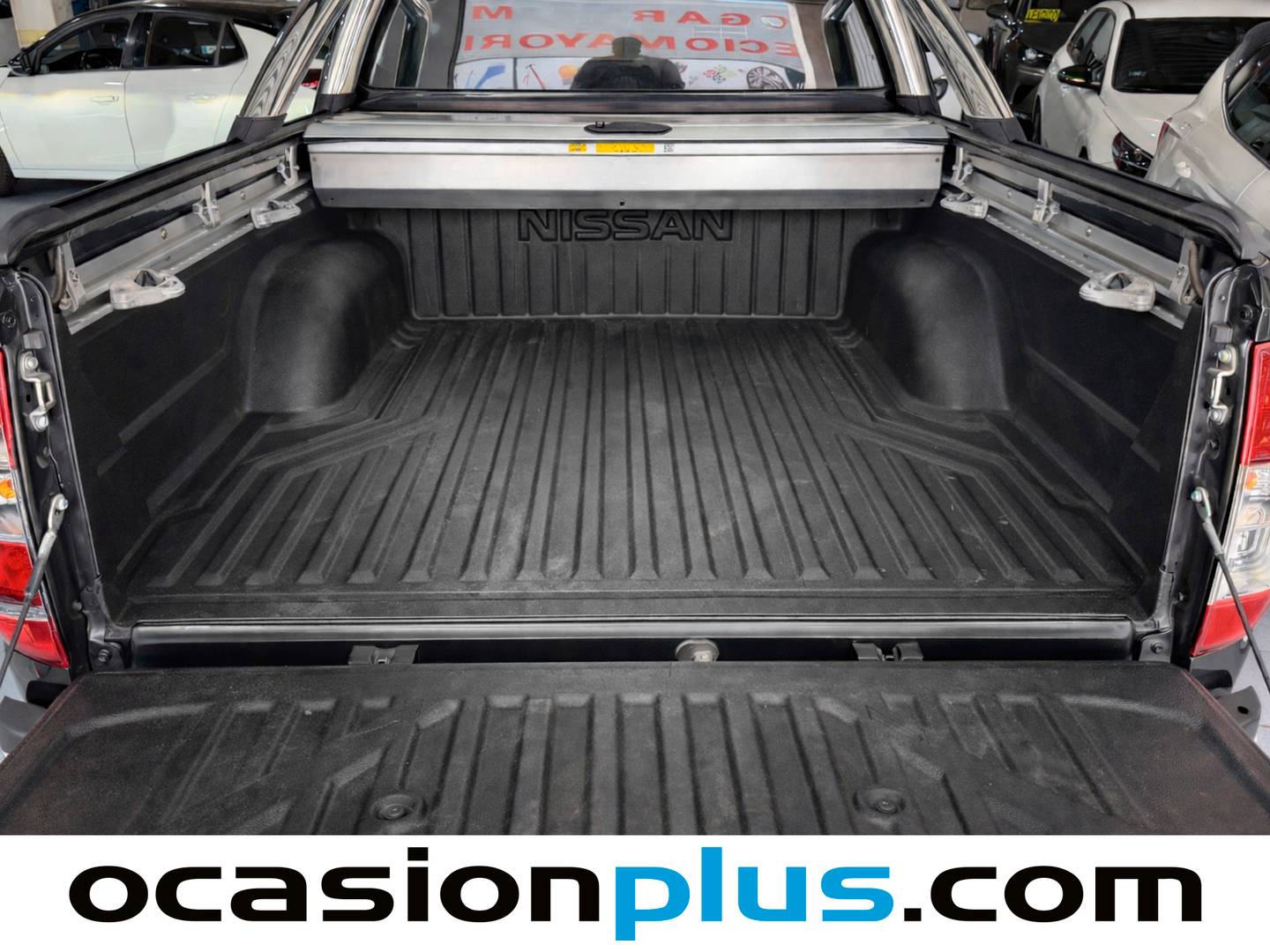 Fotos maletero Nissan Navara Nissan Navara PickUp 2.3 dCi Doble Cabina Tekna (190 CV)