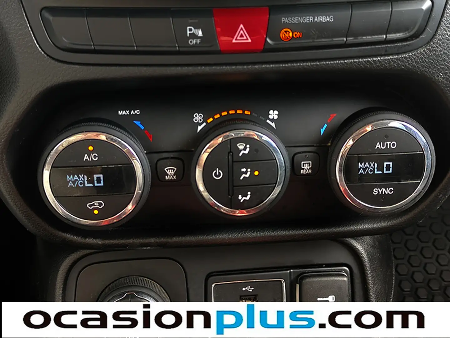 Foto Jeep Renegade Jeep Renegade 2.0 Multijet Trailhawk 4x4 AD Low Auto (170 CV)