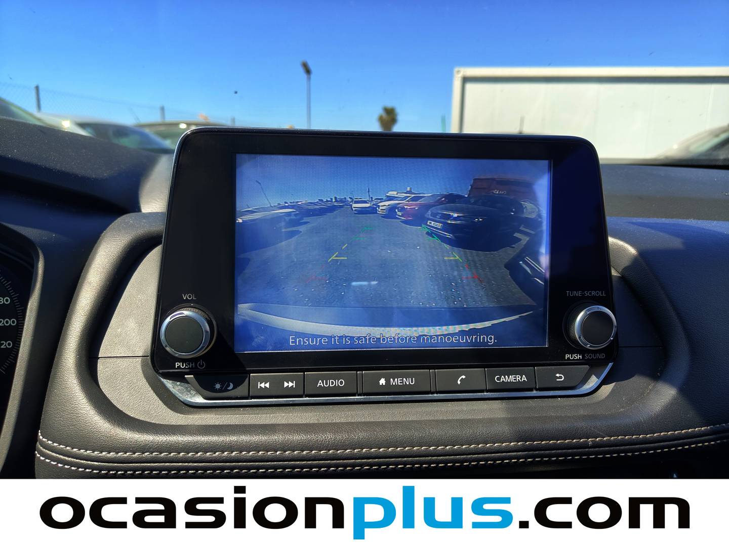 Equipamiento del Nissan X-TRAIL Nissan X-Trail 1.5 e-4orce Acenta 4x4 Auto (213 CV) 7 Plazas