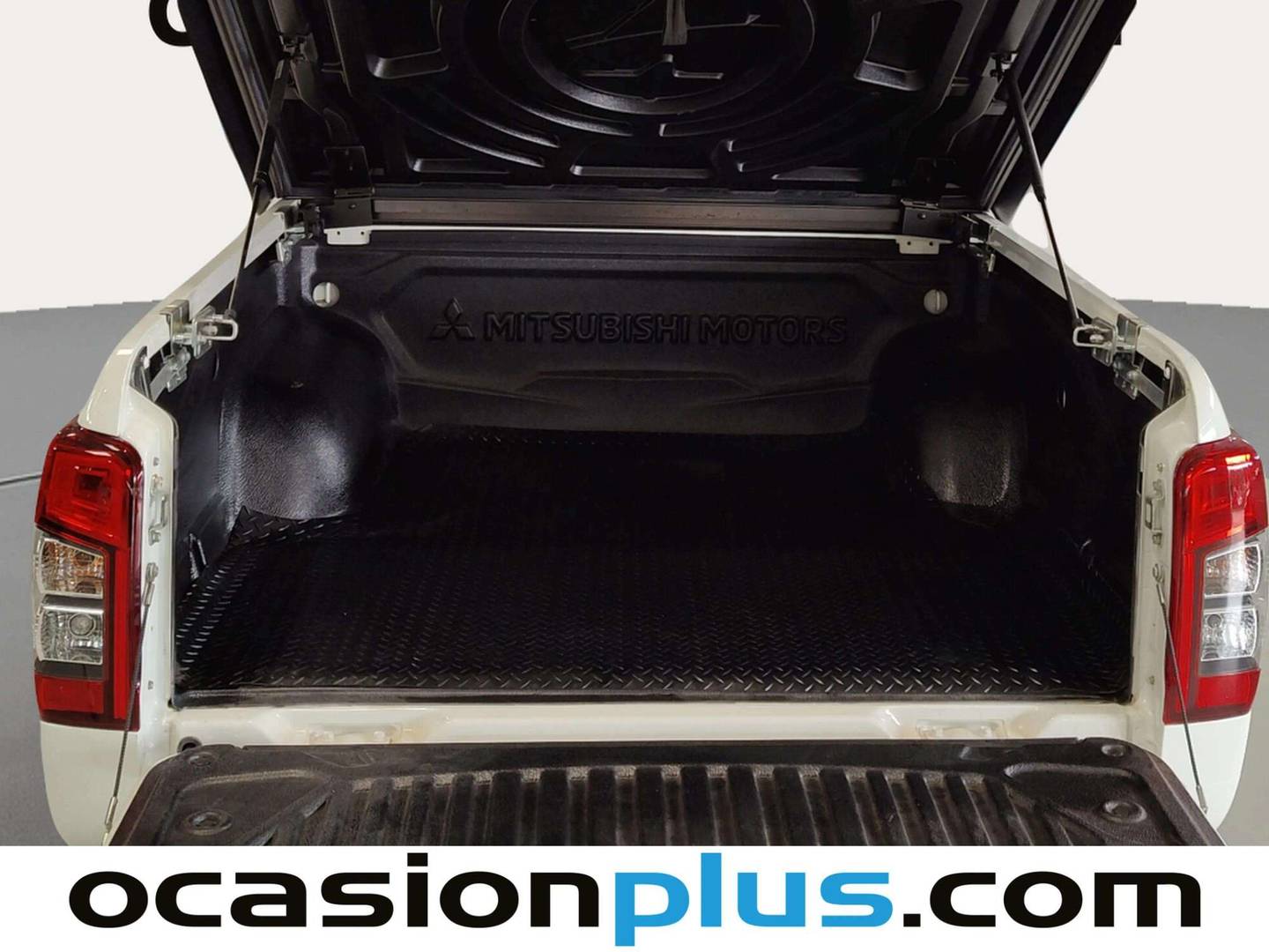 Fotos maletero Mitsubishi L200 Mitsubishi L200 220 DI-D Doble Cabina M-Pro Auto (150 CV) 4x4
