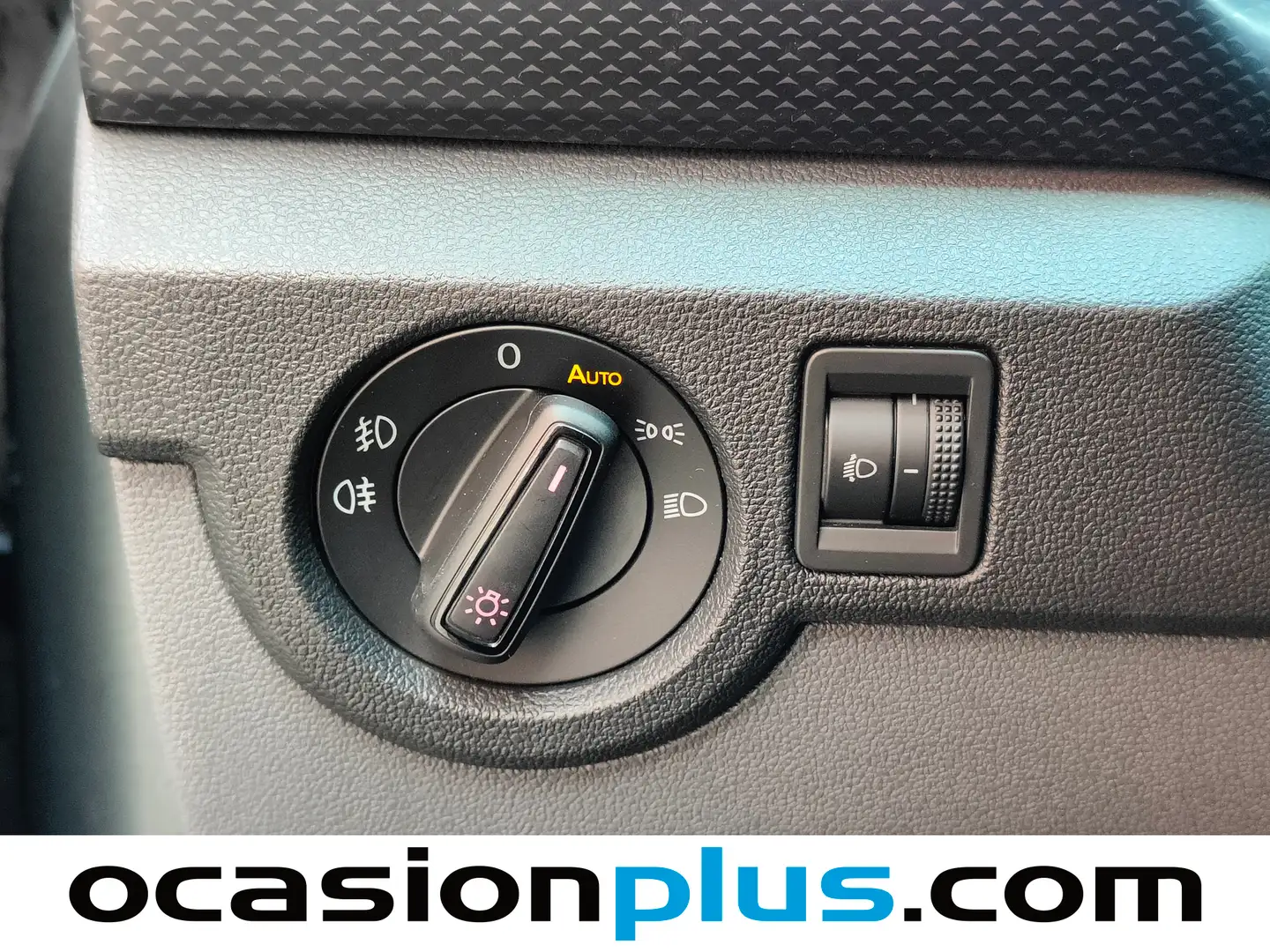 Foto Volkswagen T-Cross Volkswagen T-Cross Advance 1.0 TSI (110 CV) DSG