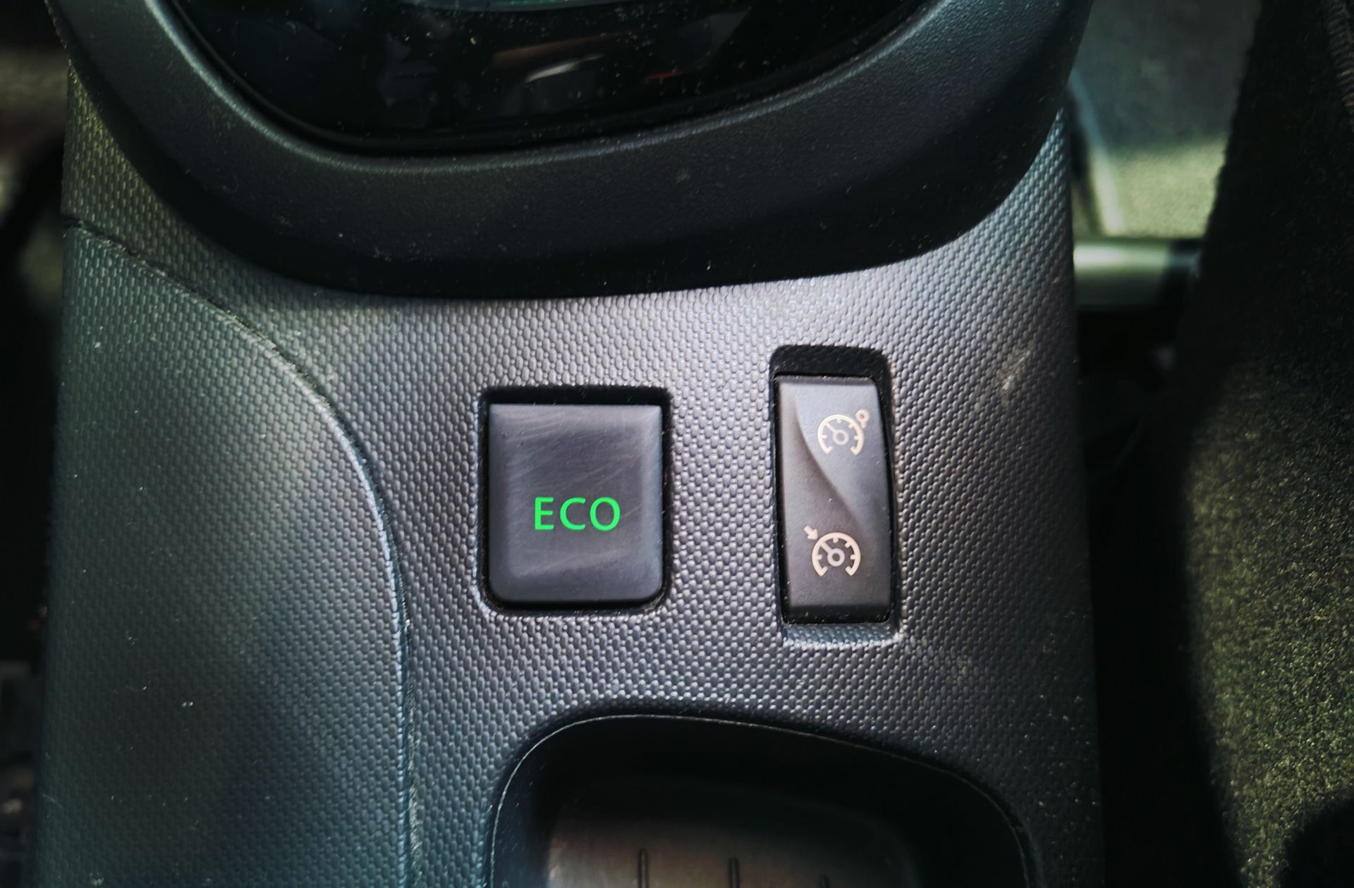 Renault Captur Zen Energy TCe EDC - foto 30