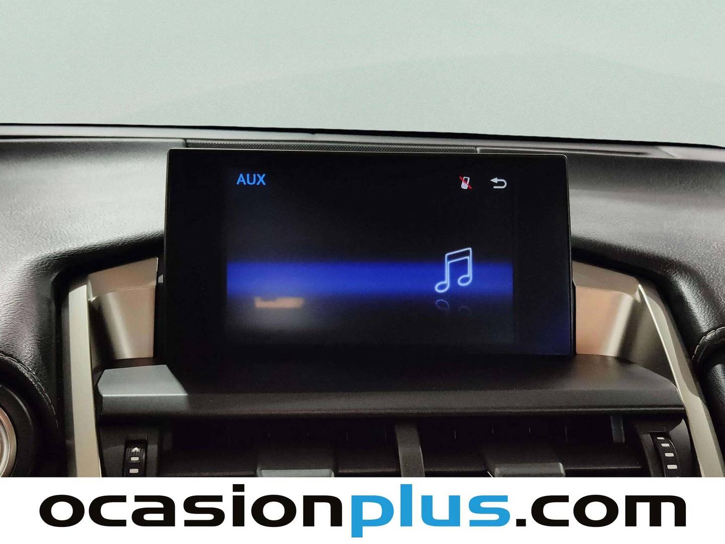 Foto Lexus NX Lexus NX 300h Corporate 2WD (197 CV)